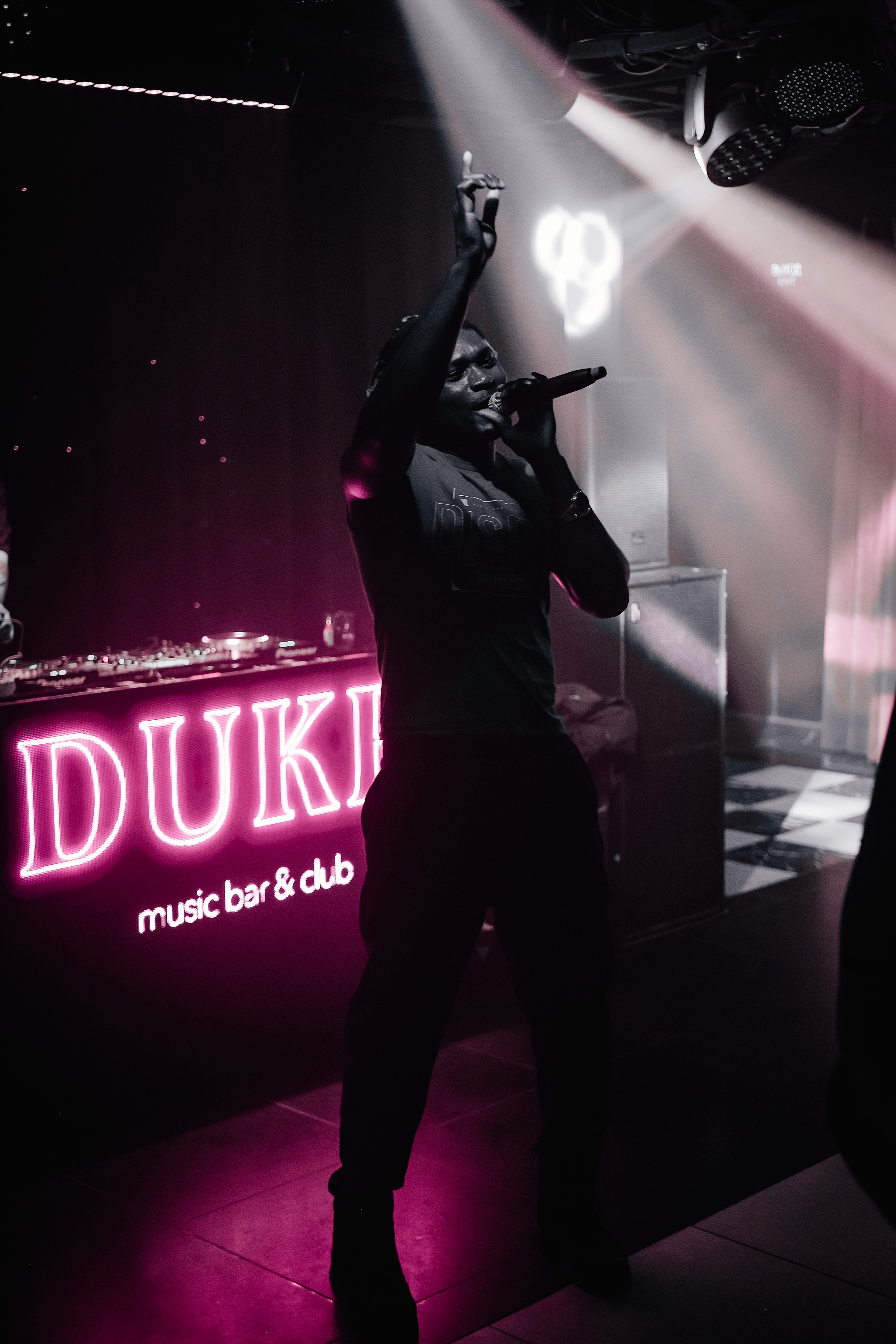 DUKE. Репортажный и клубный фотограф Москва