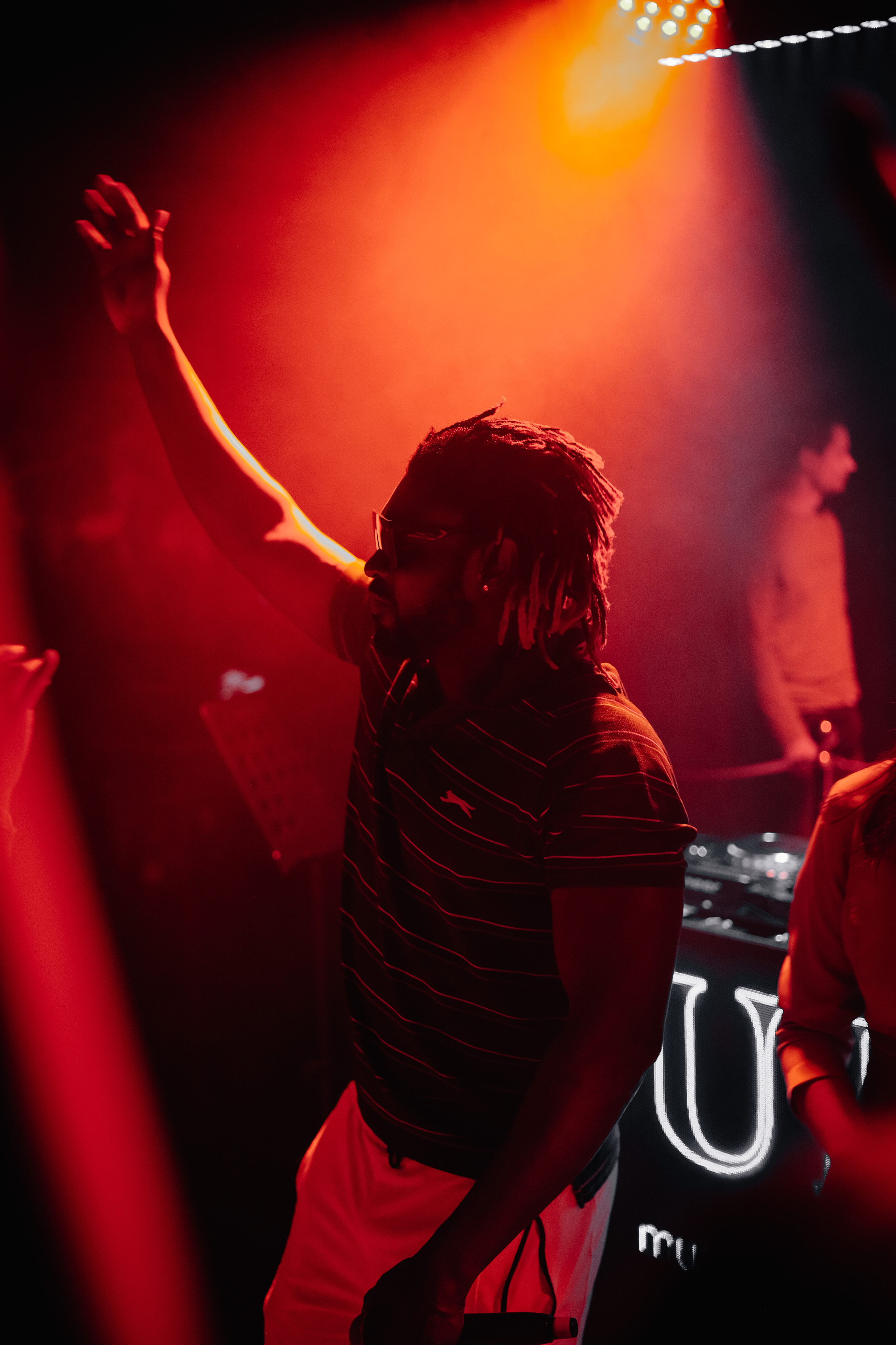 DUKE. Репортажный и клубный фотограф Москва