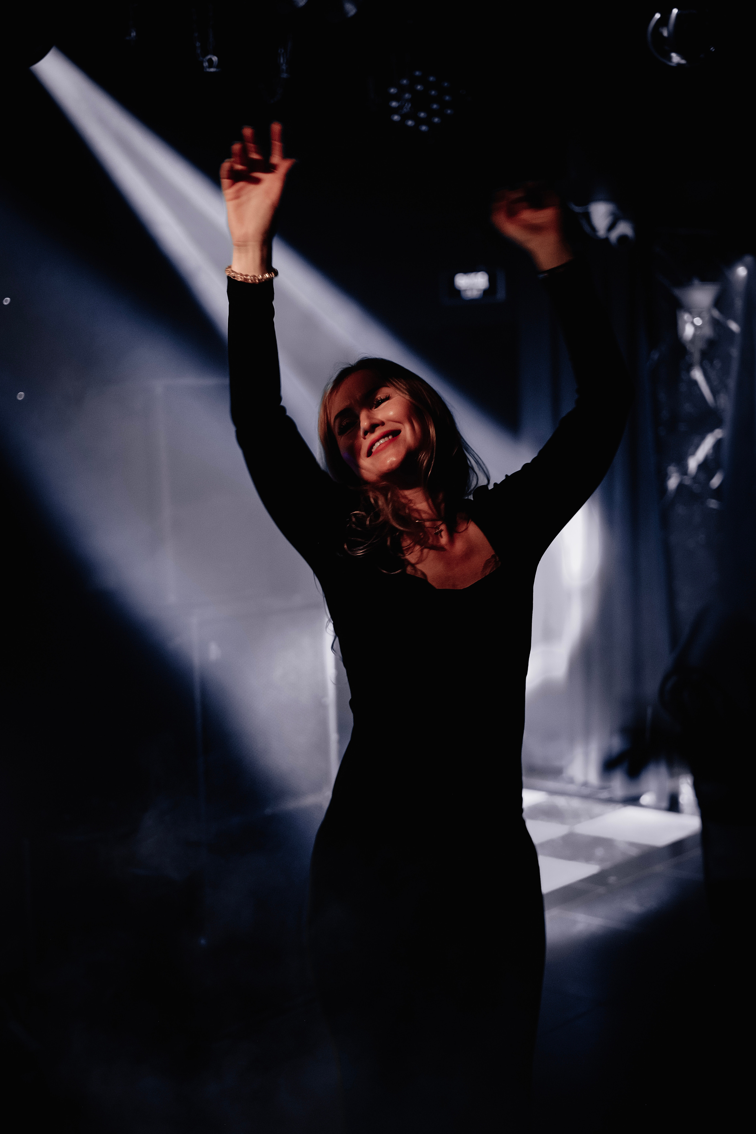 DUKE. Репортажный и клубный фотограф Москва