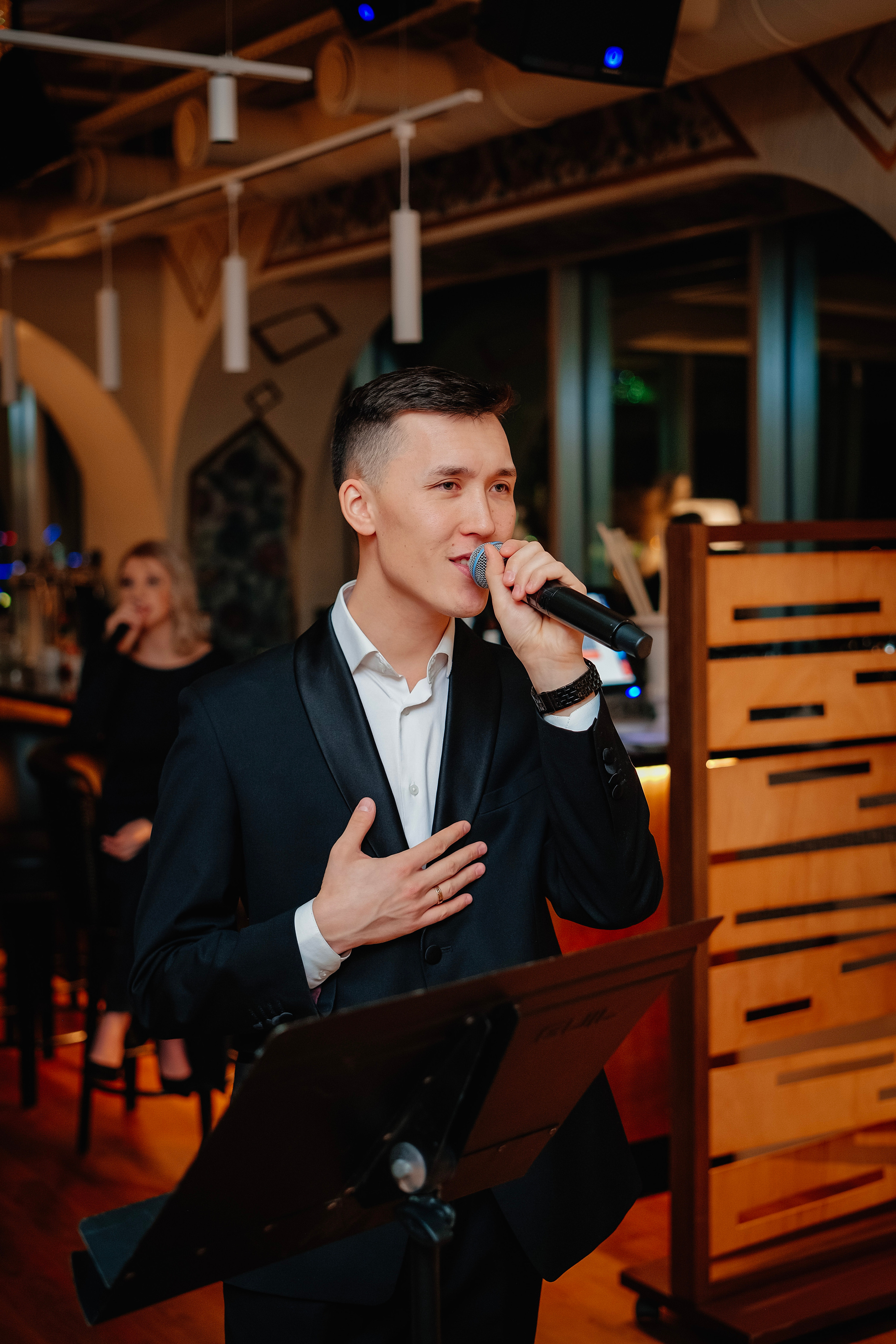 Дегустация вин в ресторане «Сварог». Репортажный и клубный фотограф Москва