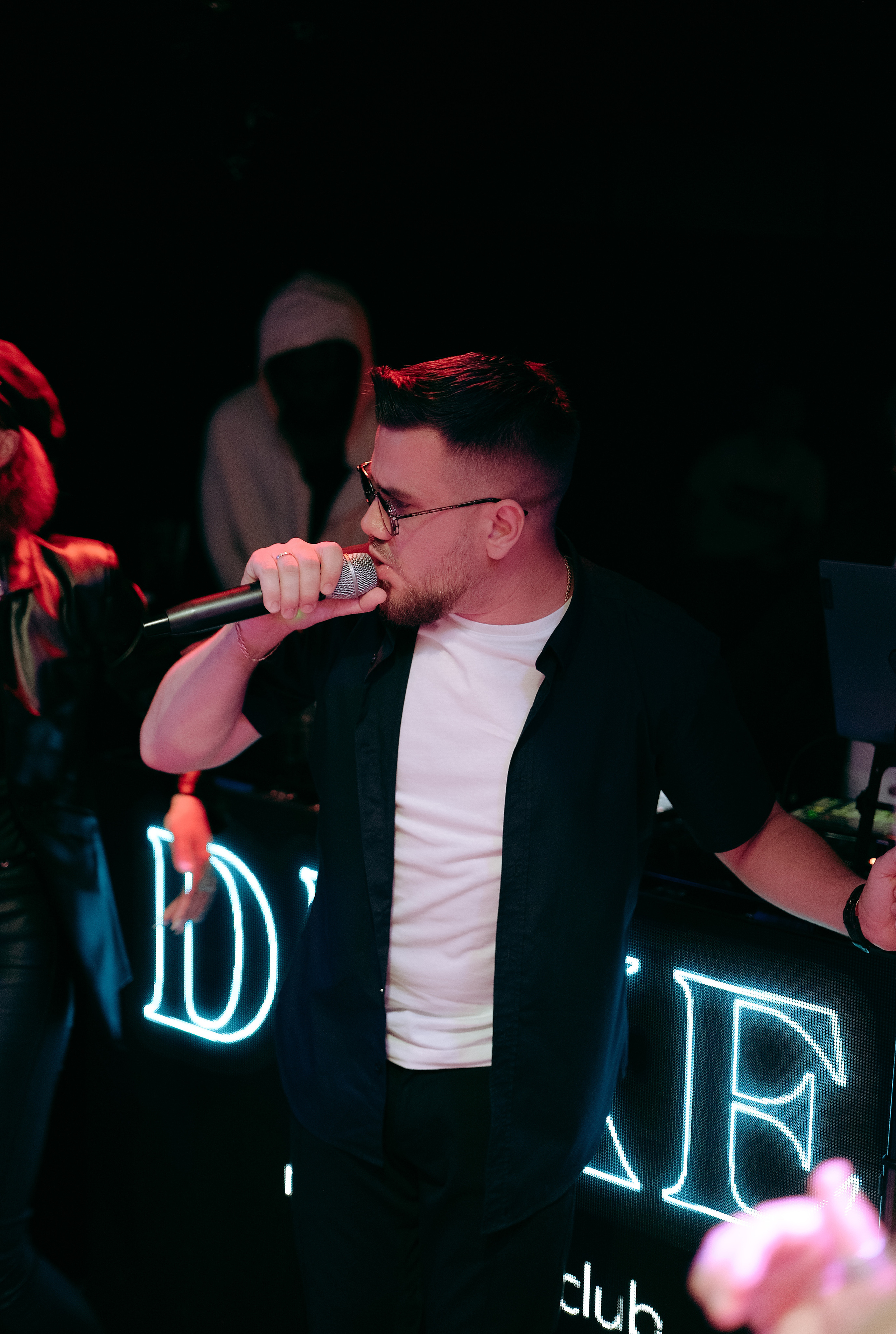 DUKE. Репортажный и клубный фотограф Москва