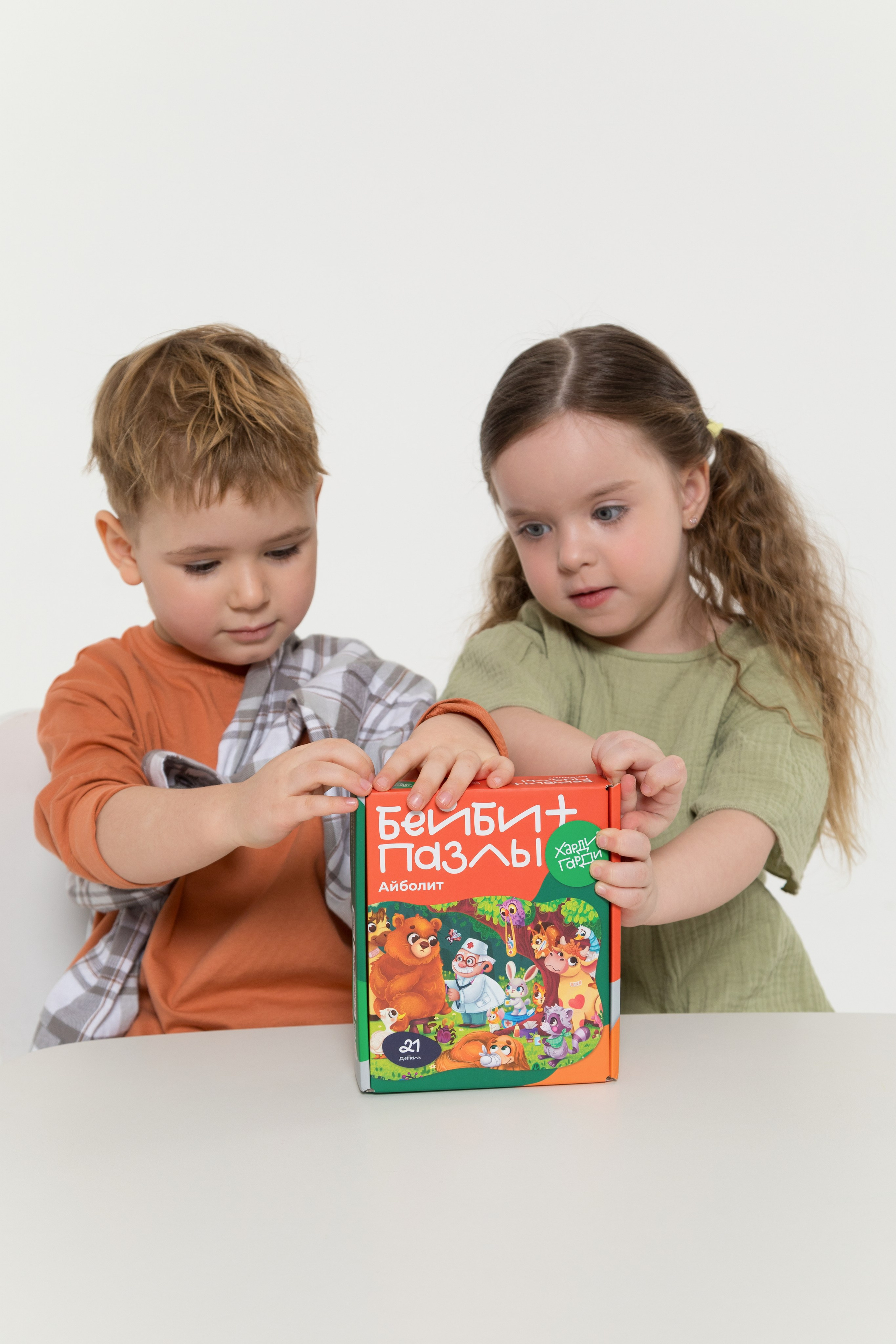 Имиджевая и каталожная съёмка для бренда детских пазлов. Детский и контент фотограф Надя Волкова Санкт-Петербург