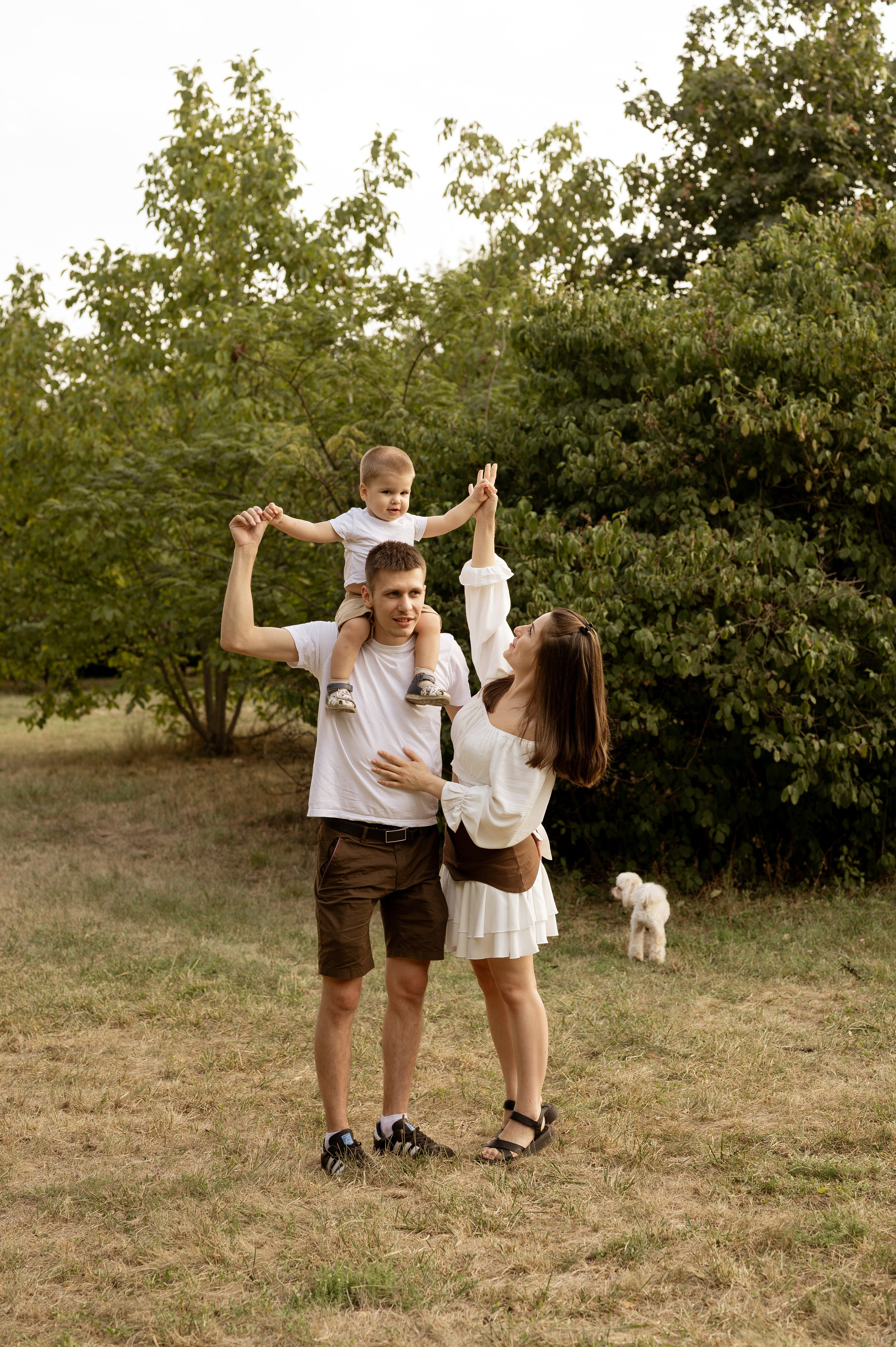Летняя семейная фотосессия в парке. Свадебный и семейный фотограф в Краснодаре Алина Мельник