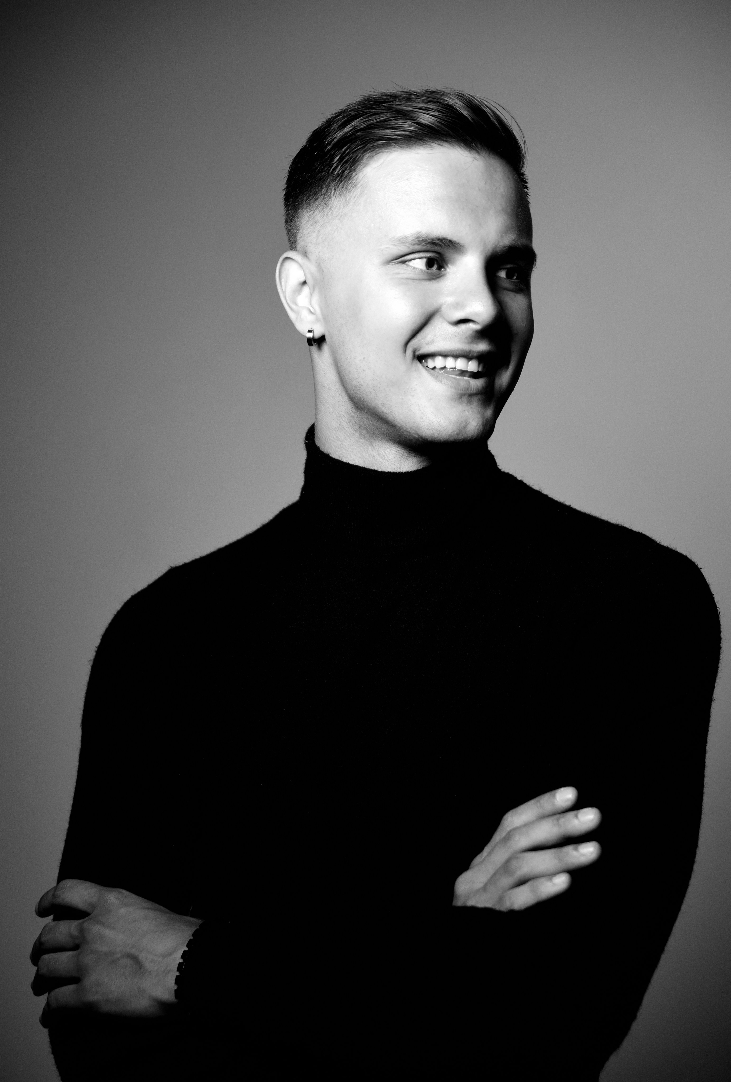 Никита. Кинематографичный свет