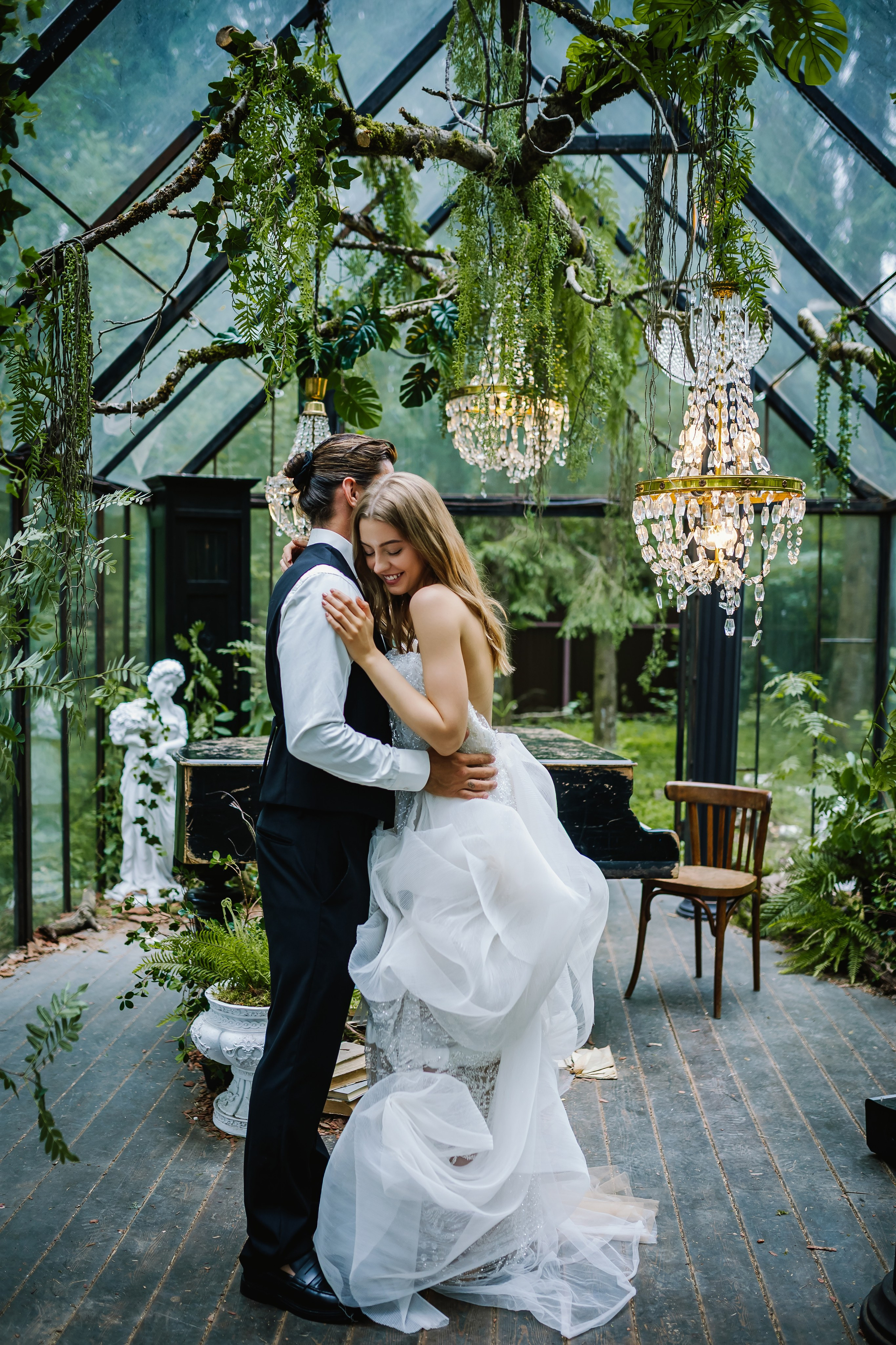 Свадьба в оранжерее ProjectX. Фотограф и видеограф Москва. Свадебный фотограф, видеограф. Выпускные альбомы. Оживающие альбомы