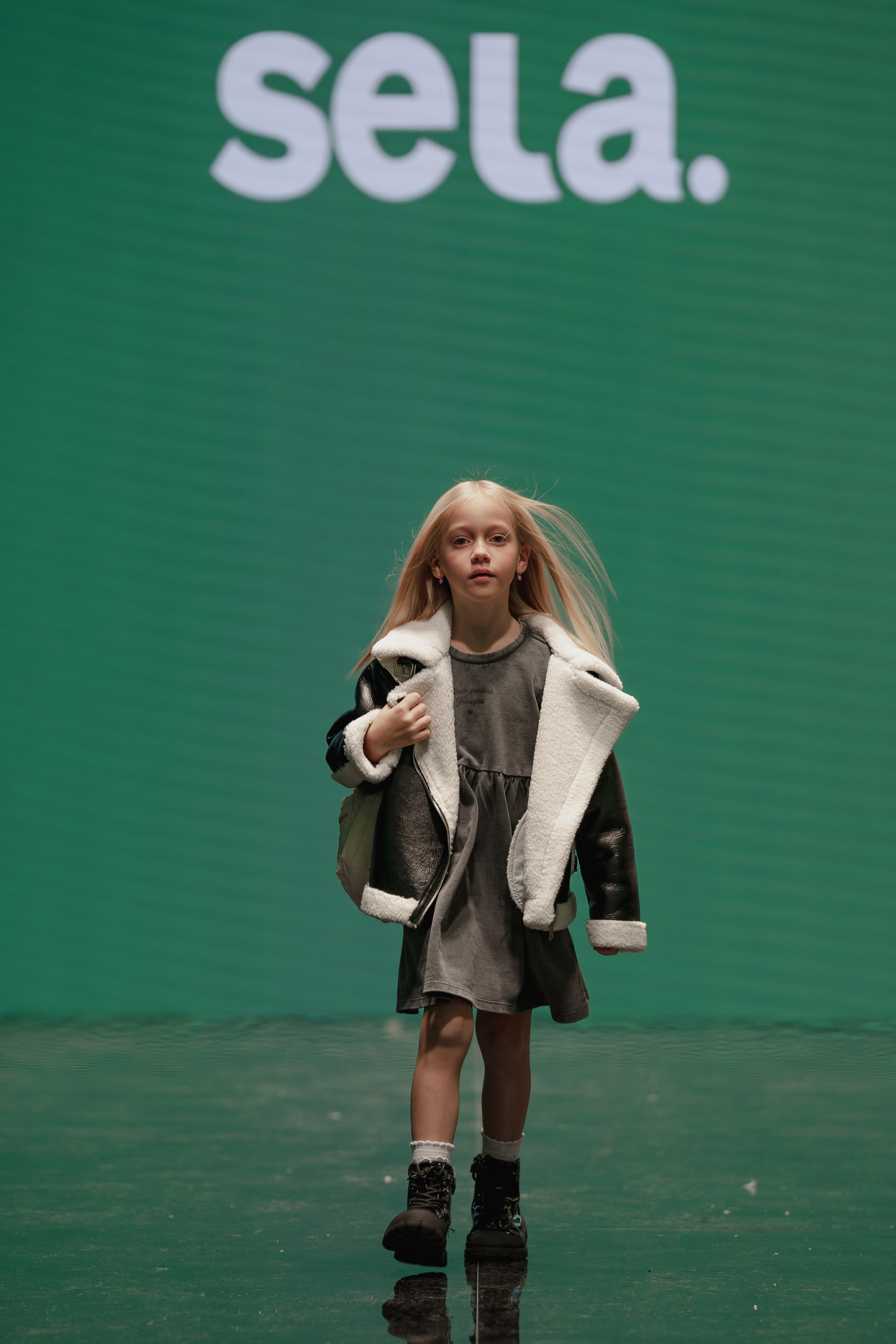 Fashion show SELA. Фэшн-фотограф в Санкт-Петербурге Дарья Семиколенных