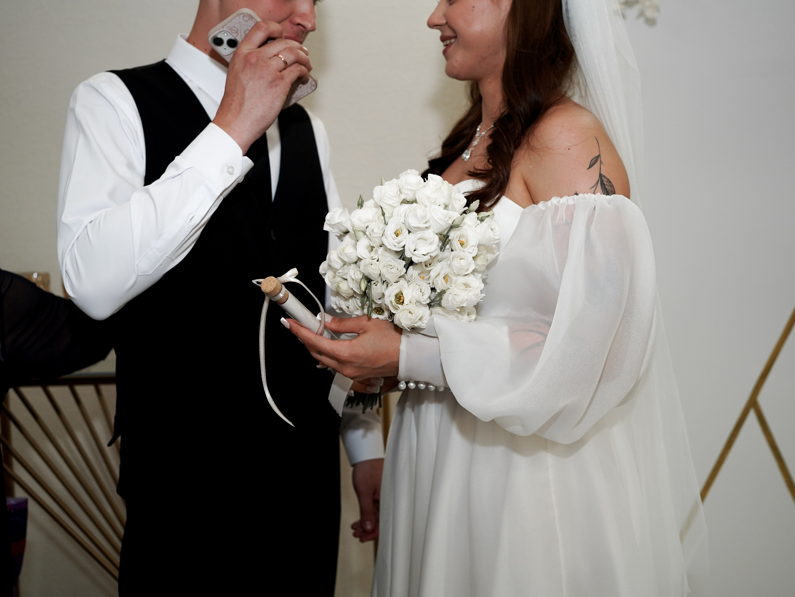 Свадебная фотосессия в Пролетарском ЗАГСе. Свадебный фотограф в Ростове-на-Дону. Таинство Крещения и Венчания, семейные фотосессии. Алёна Чёботова