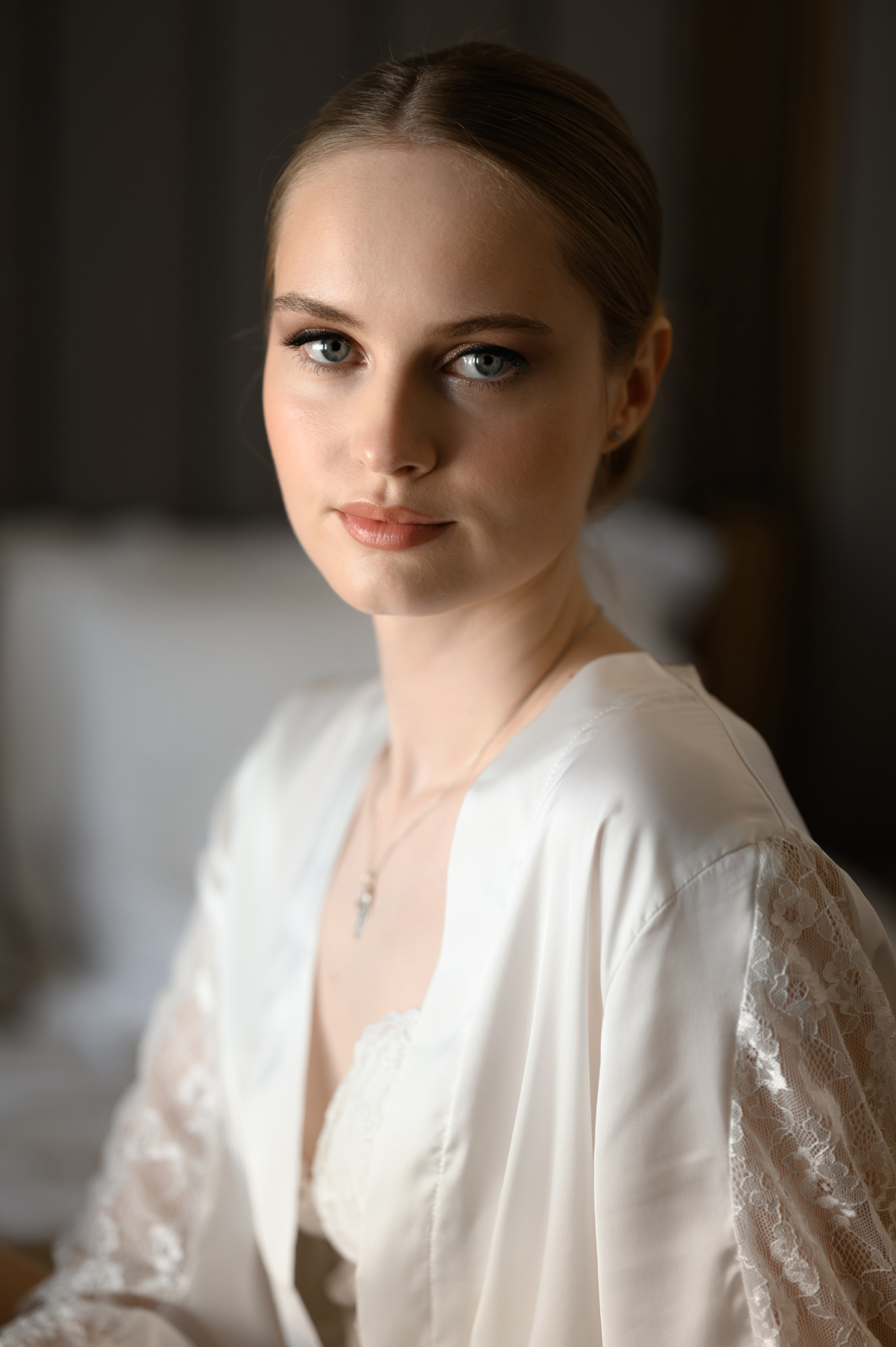 Портрет невесты во время сборов в отеле Метрополь в Москве