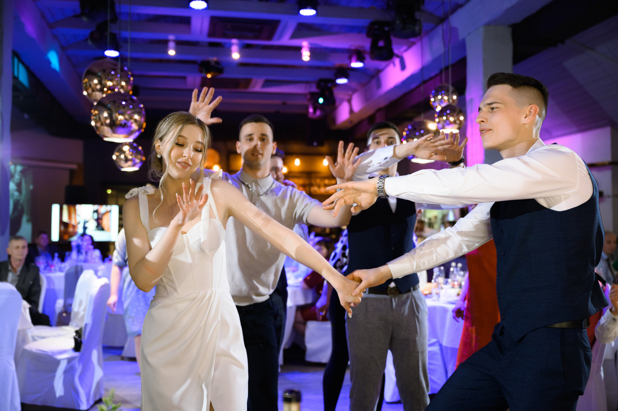 Свадебный фотограф в Москве, Серпухове, МО. Свадебный фотограф в Москве Артём Кившарь