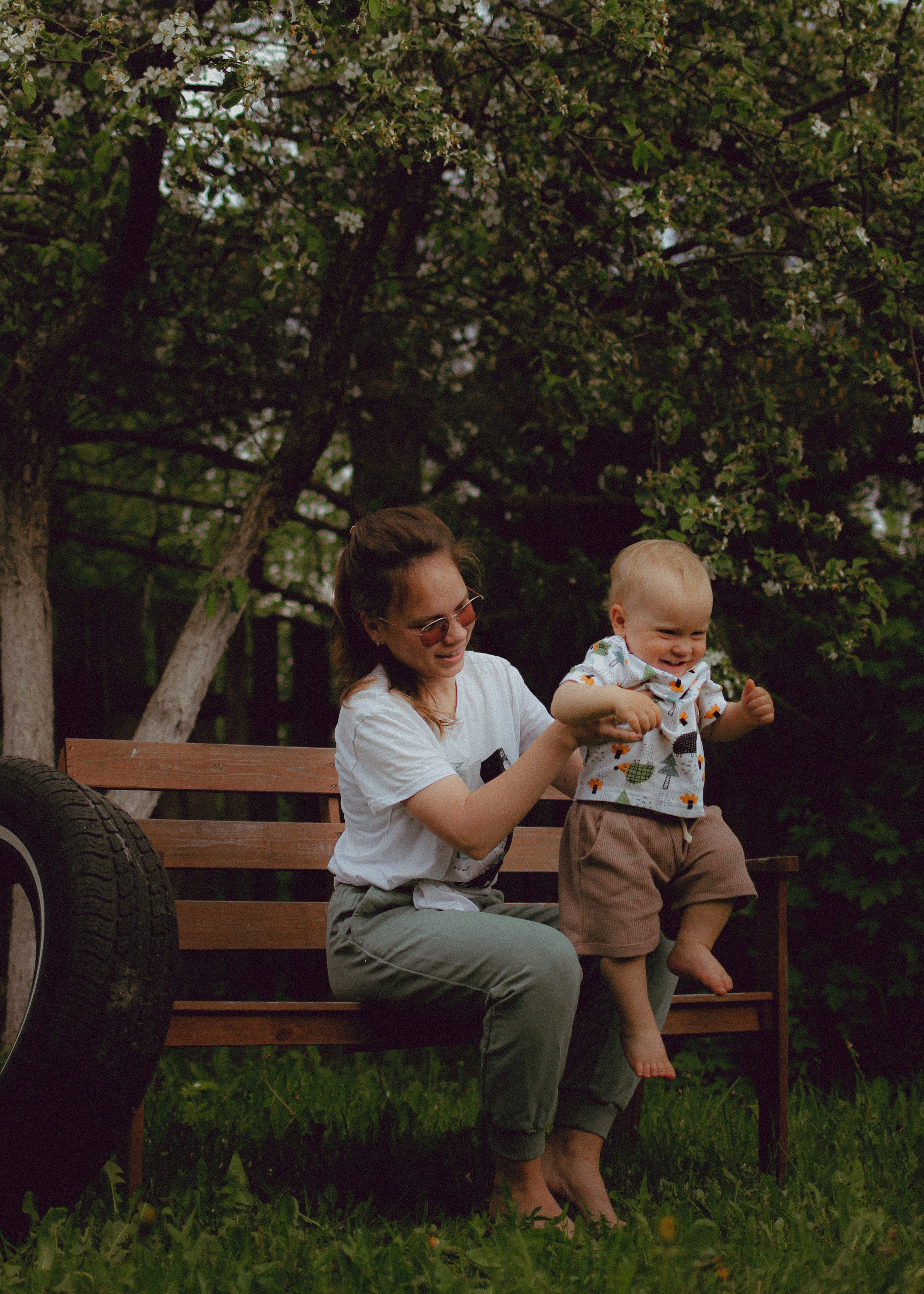Бабушка Ира, мама Даша и маленький Ваня. Александра Крашевская. Портретный фотограф в Москве и Санкт-Петербурге