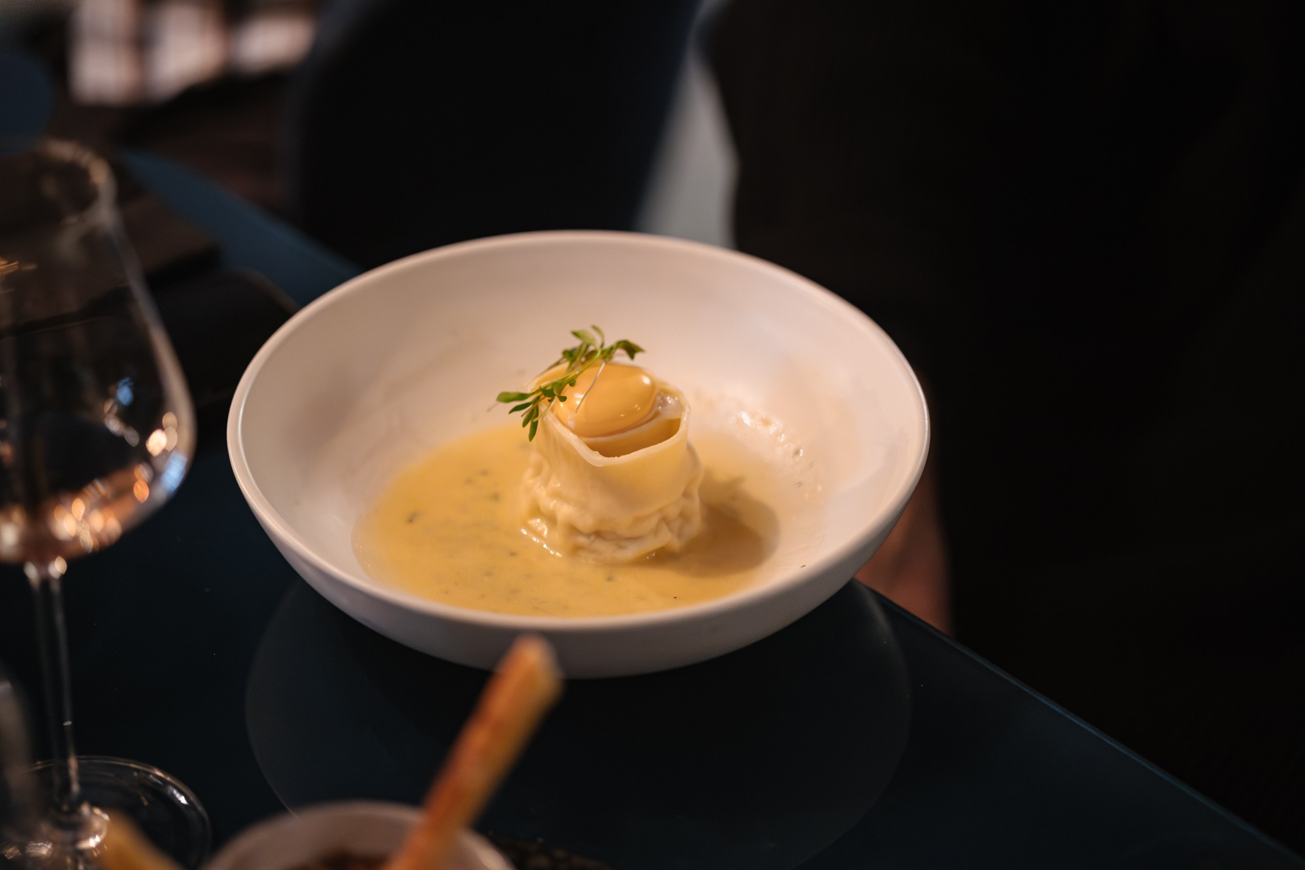 Винный вечер. Фотограф Арсений Гуров