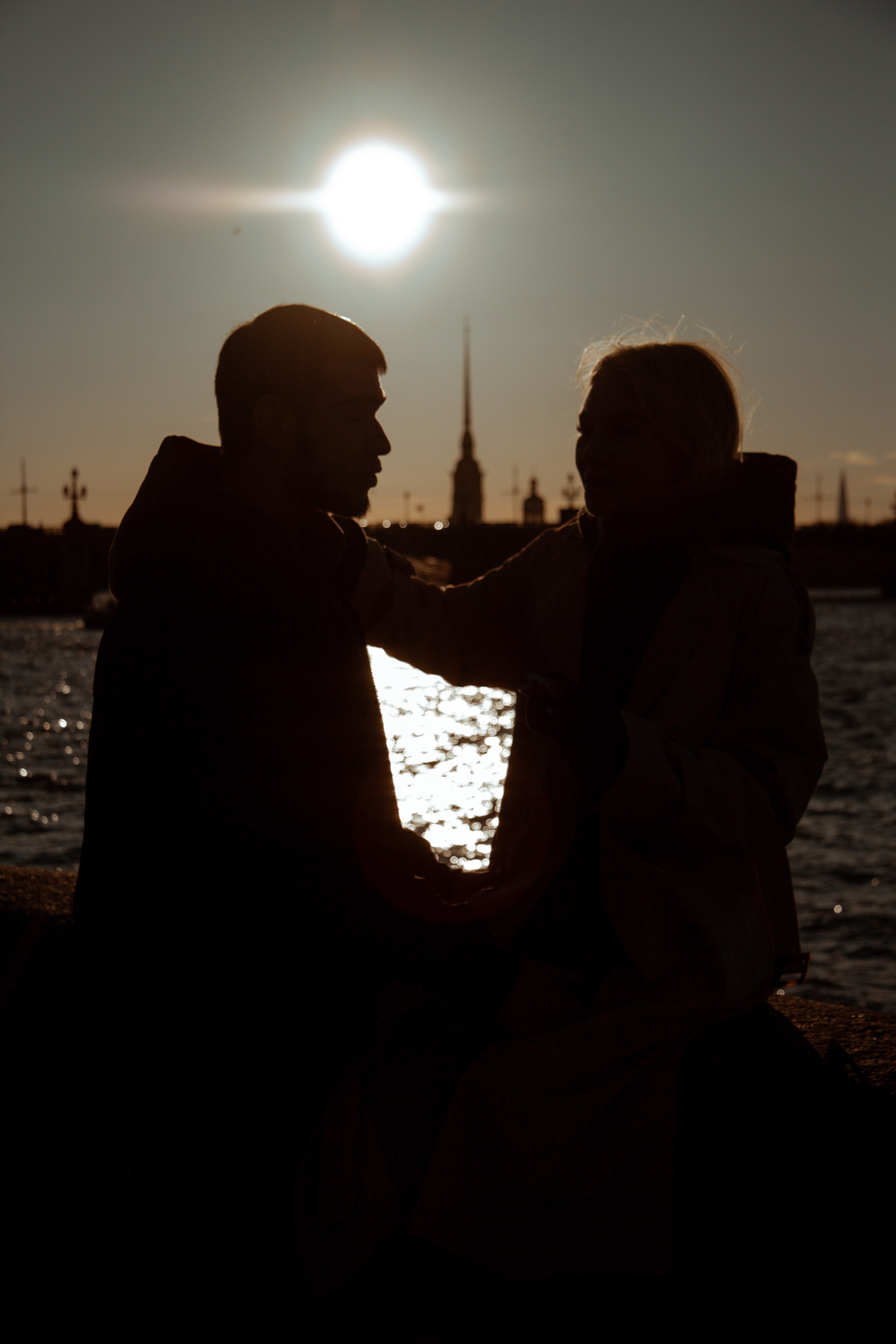 Индивидуальный портретный фотограф в СПб и Лен. обл. Портретные фотосессии, студийные сьемки, планерные съемки, семейные фотосессии, love-story. Санкт-Петербург и Ленинградская обл. Индивидуальная портретная фотосессия. Фотостудия Beverly Hills.зактные фотографии влюбленных