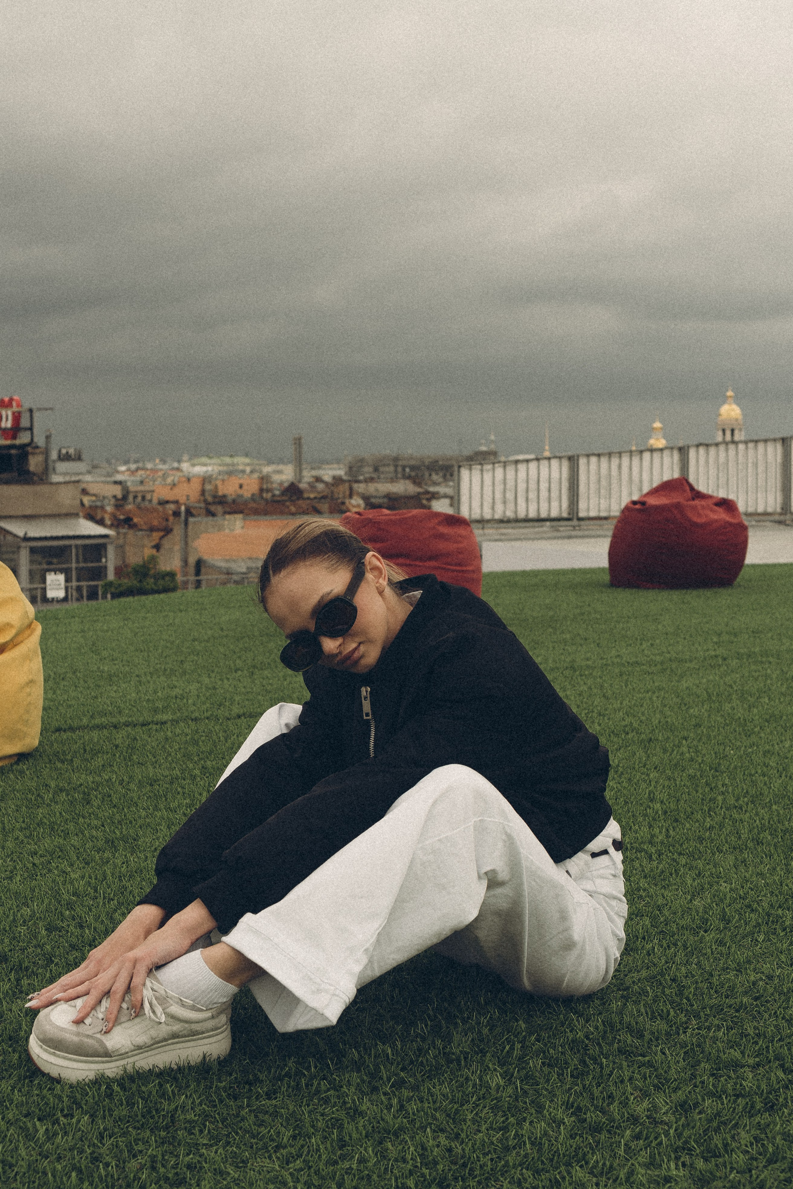 МЫ ГУЛЯЛИ ПРО КРЫШАМ ПИТЕРА. Профессиональный фотограф, Санкт-Петербург — Виктория Богомолова