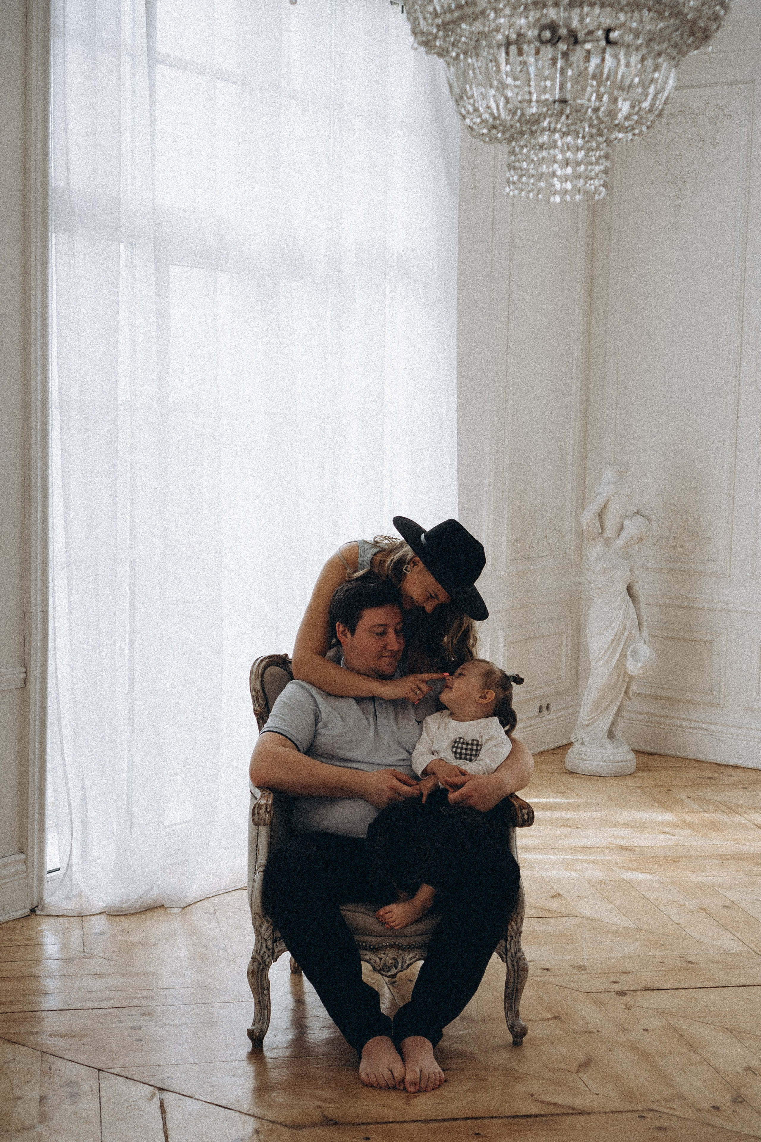 Семейная история в студии. Профессиональный фотограф, Санкт-Петербург — Виктория Богомолова