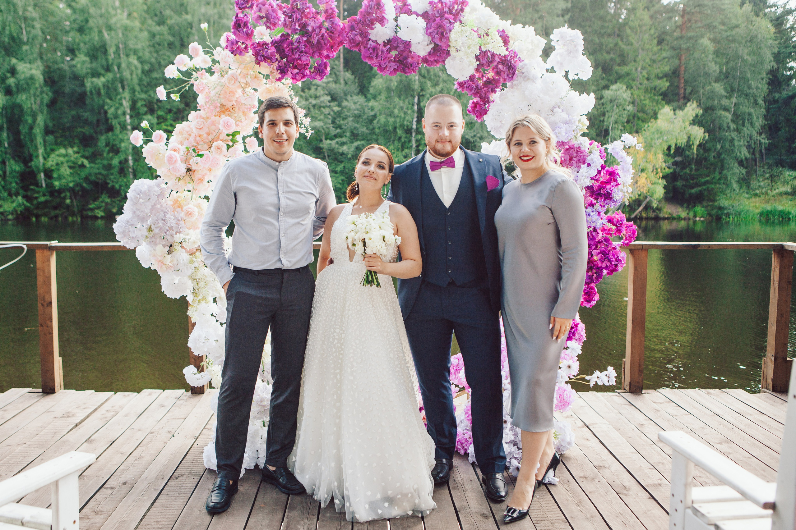 Свадебная фотосессия в отеле hartwell hotel и на патриарших прудах. Фотограф Ольга Ефремова