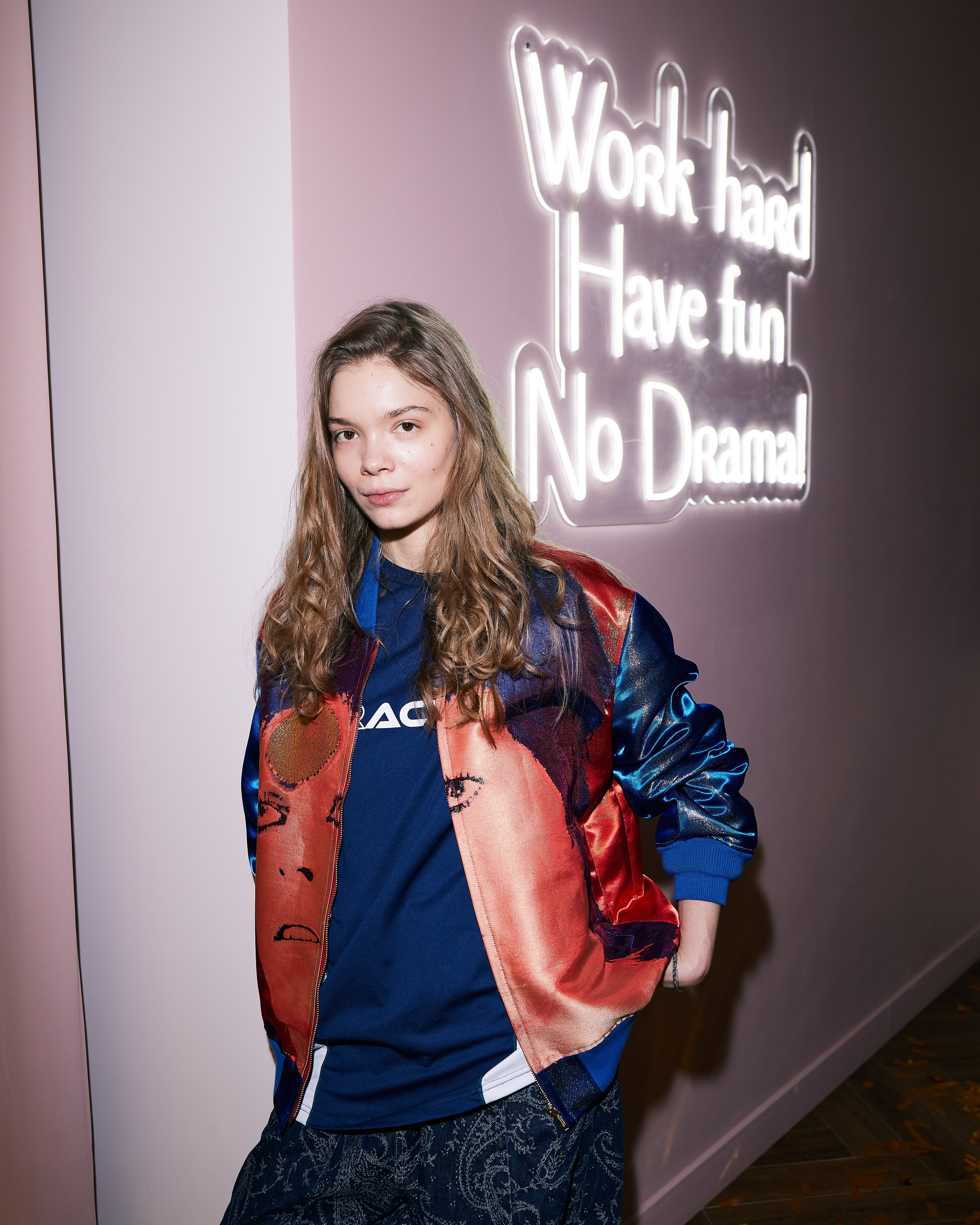 No Drama открытие