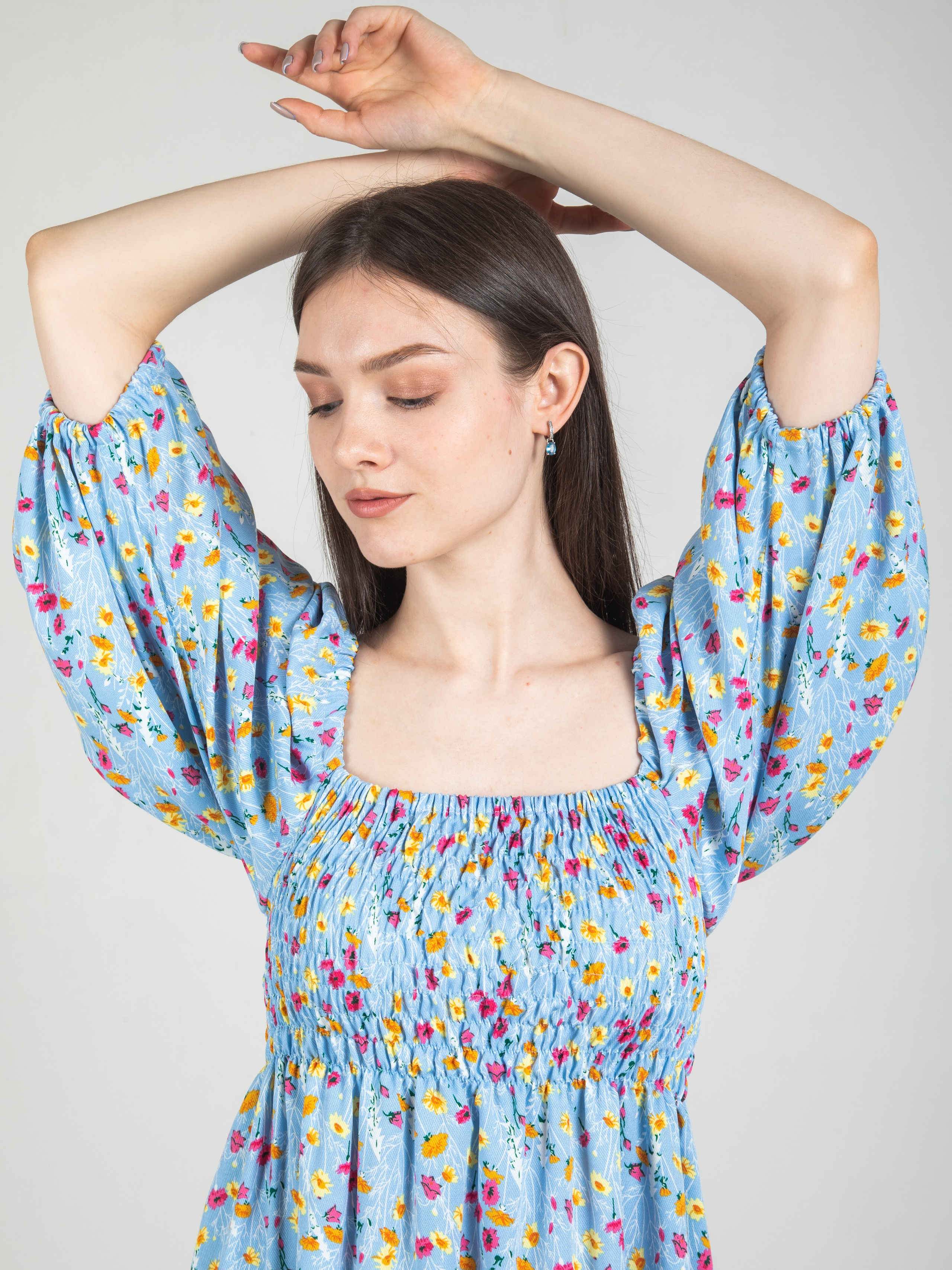 Александра, 42-44, рост 175. KED Production — продакшн из СПб. Создаём фото, видео и контент, который помогает брендам и селлерам продавать больше