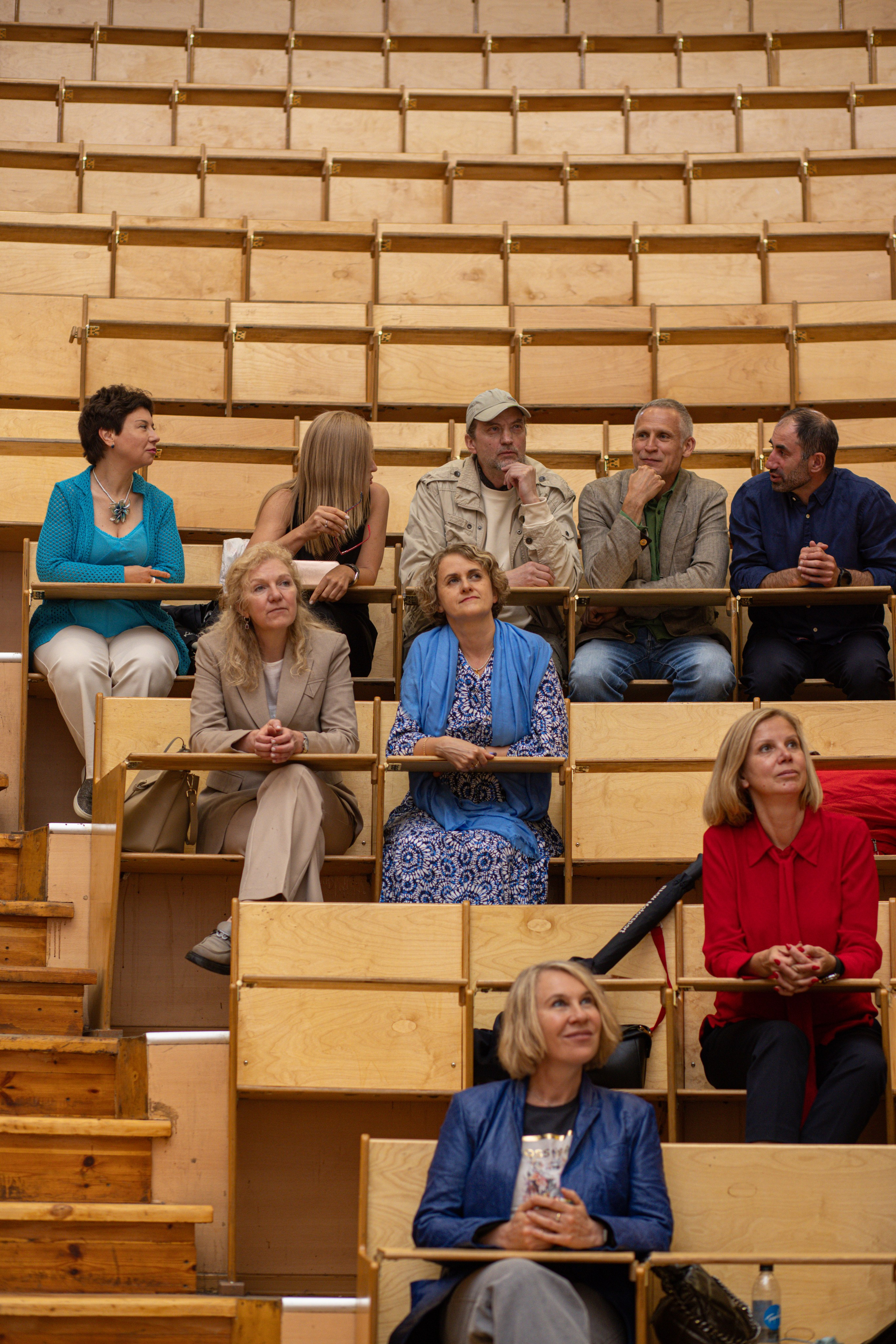 Встреча выпускников. Стоматологи СПб. Семейный фотограф в Вышнем Волочке — Ульяна Иванова | Фотосессии для всей семьи