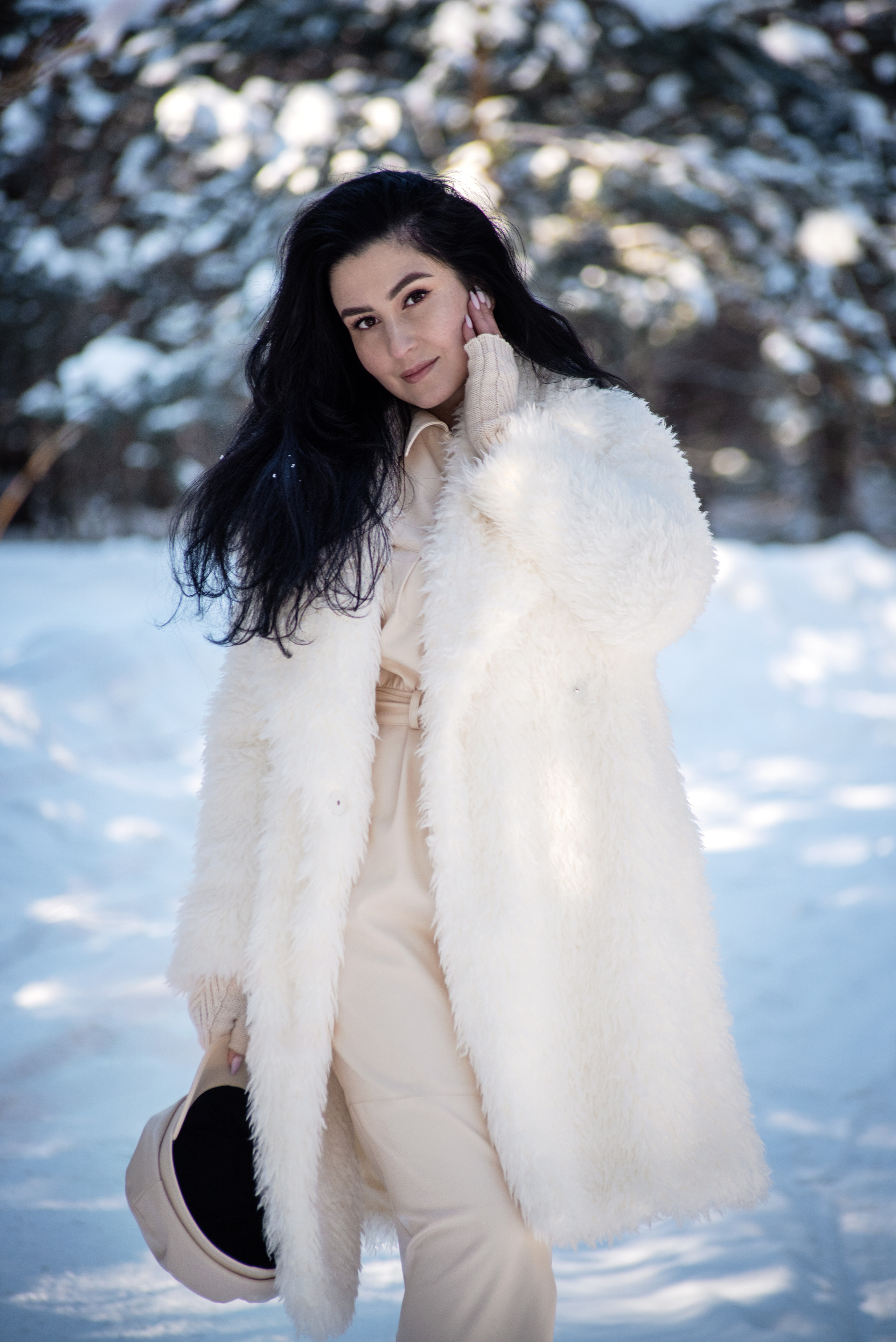 Ella Winter Walk. Главная