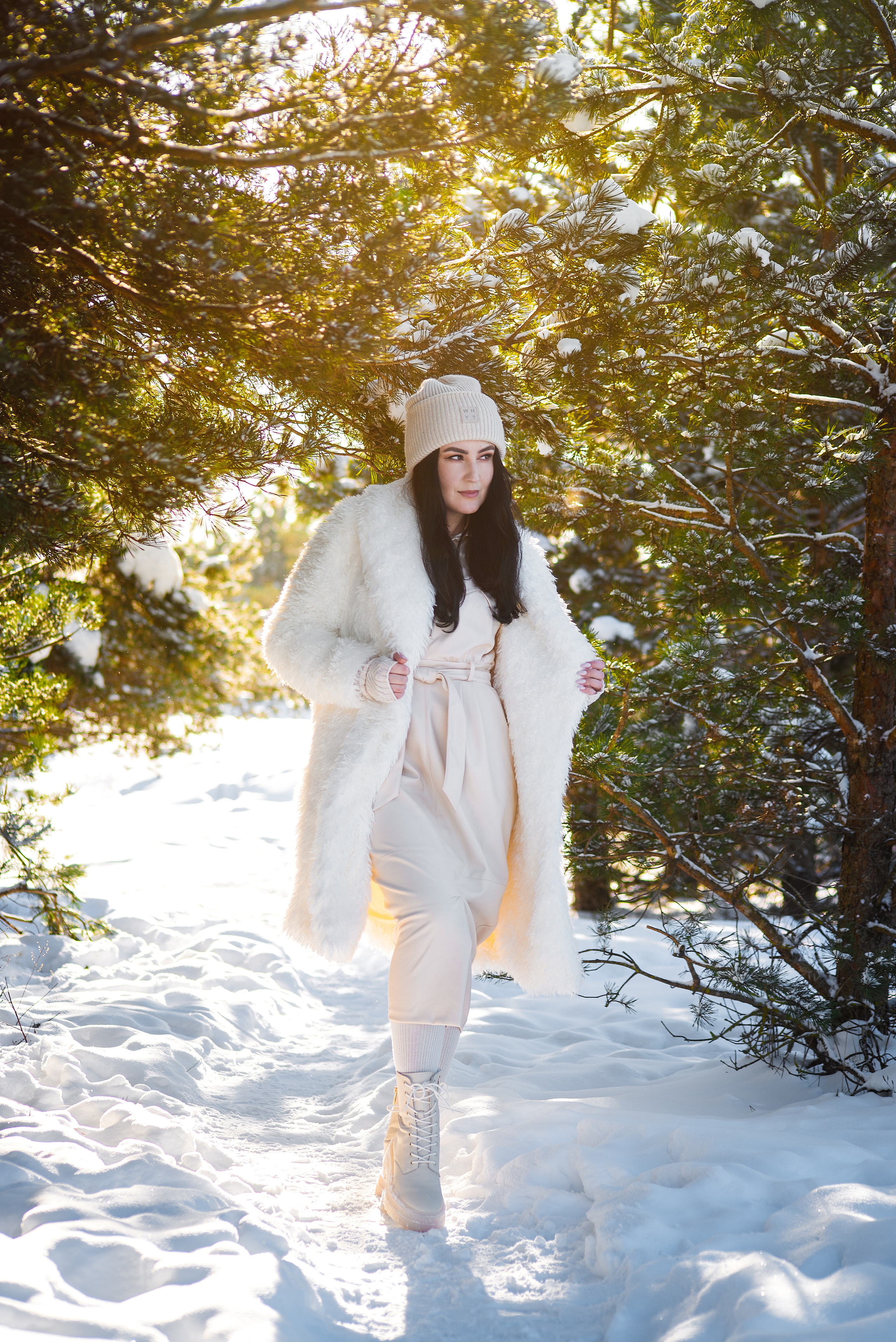 Ella Winter Walk. Главная