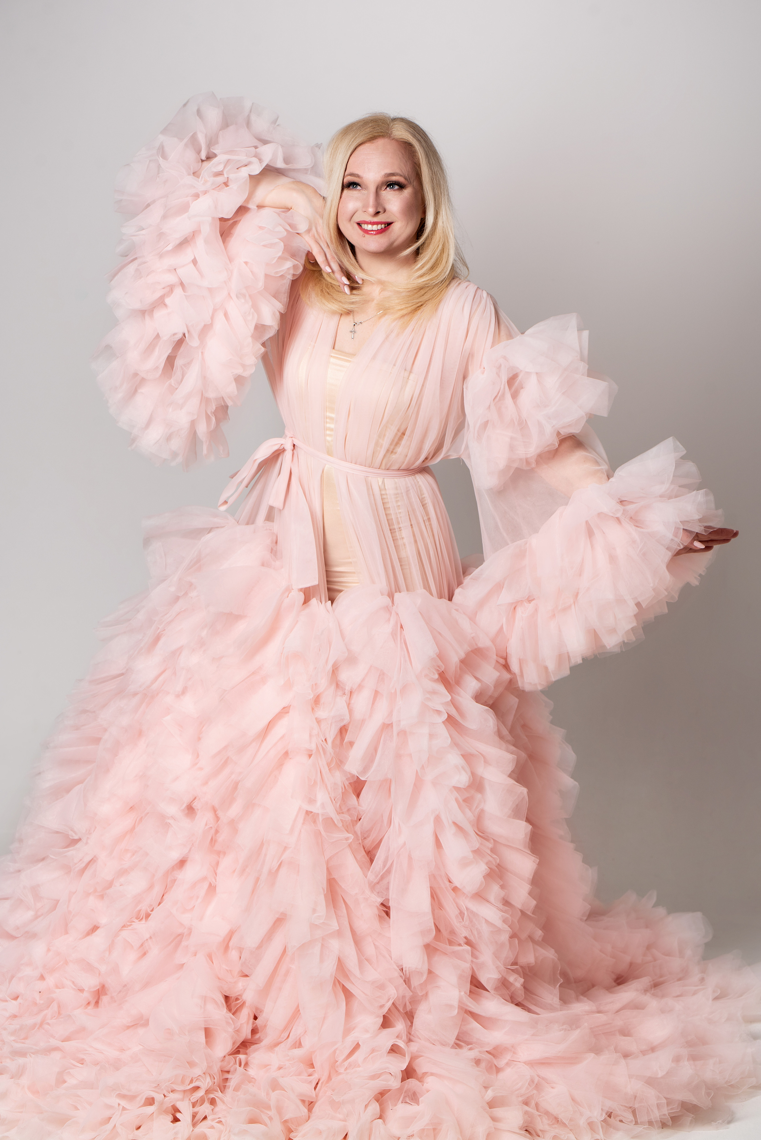 Elena. Главная