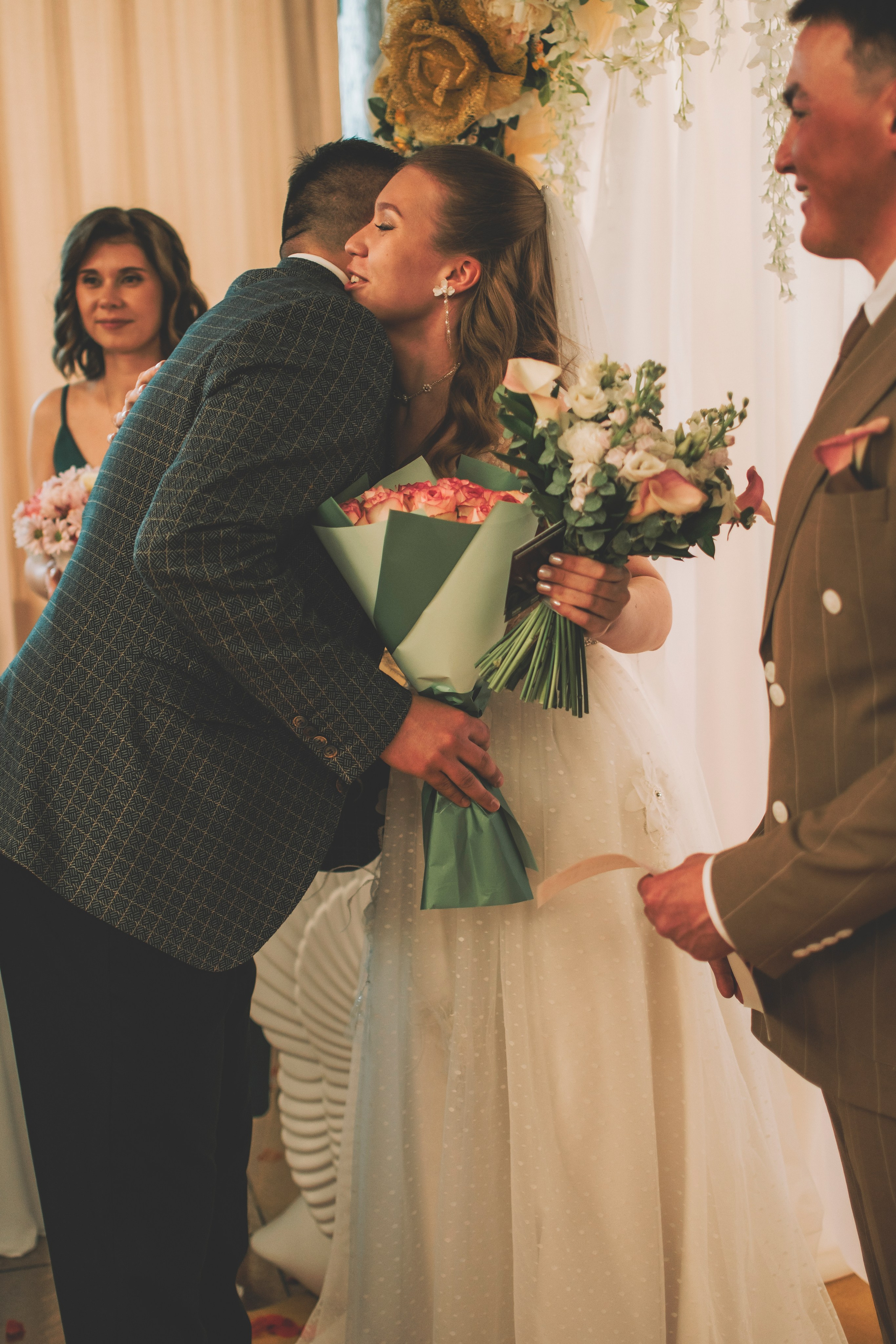 Альберт и Анастасия (Студийная фотосессия, роспись в ДК Нефтяник + фотосессия с гостями). Семейный и свадебный фотограф Губкинский и Ставрополь