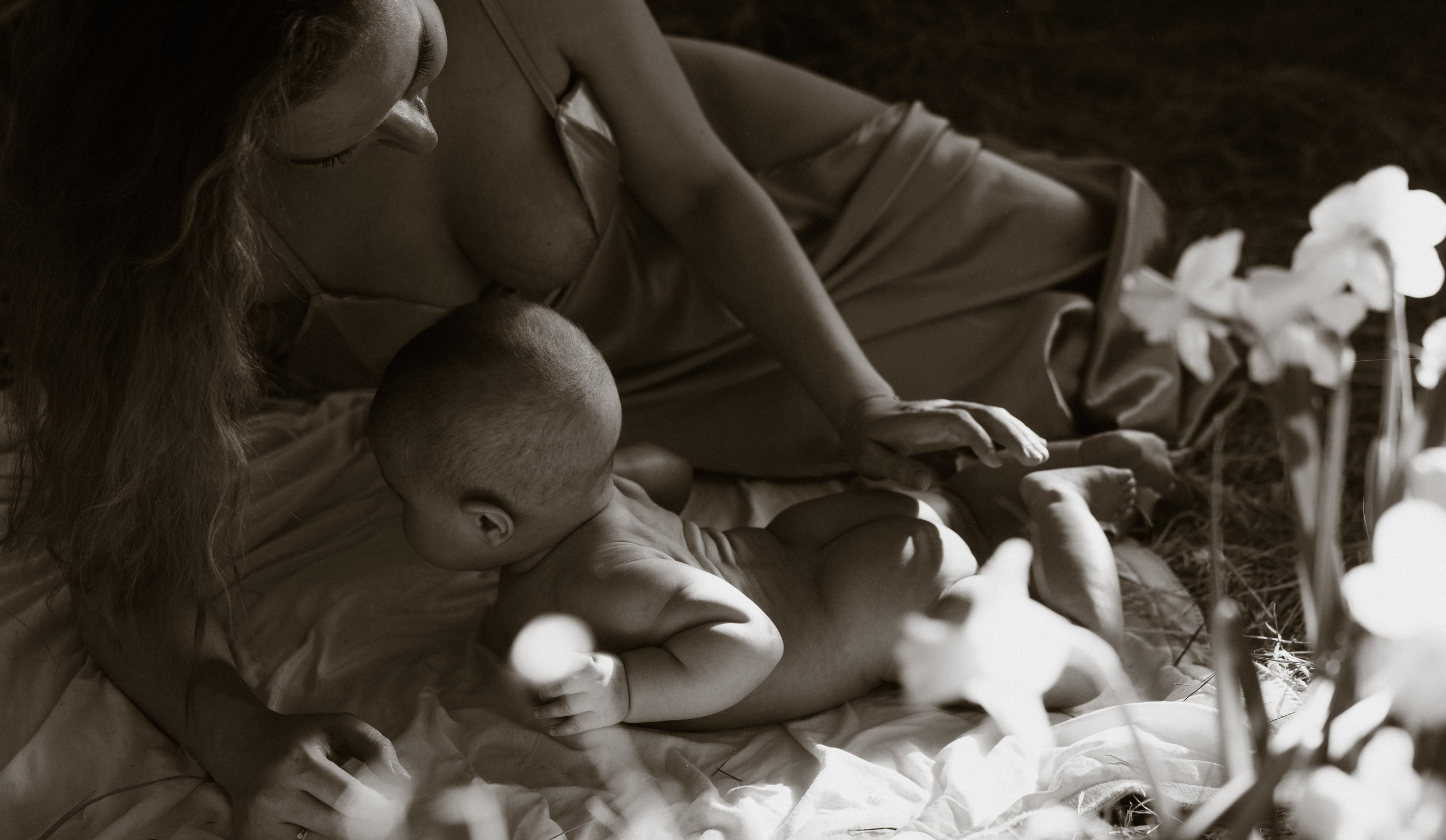 Цветочное материнство. Семейный, ньюборн фотограф, фотограф на роды в Москве, Виктория Тюльдюкова