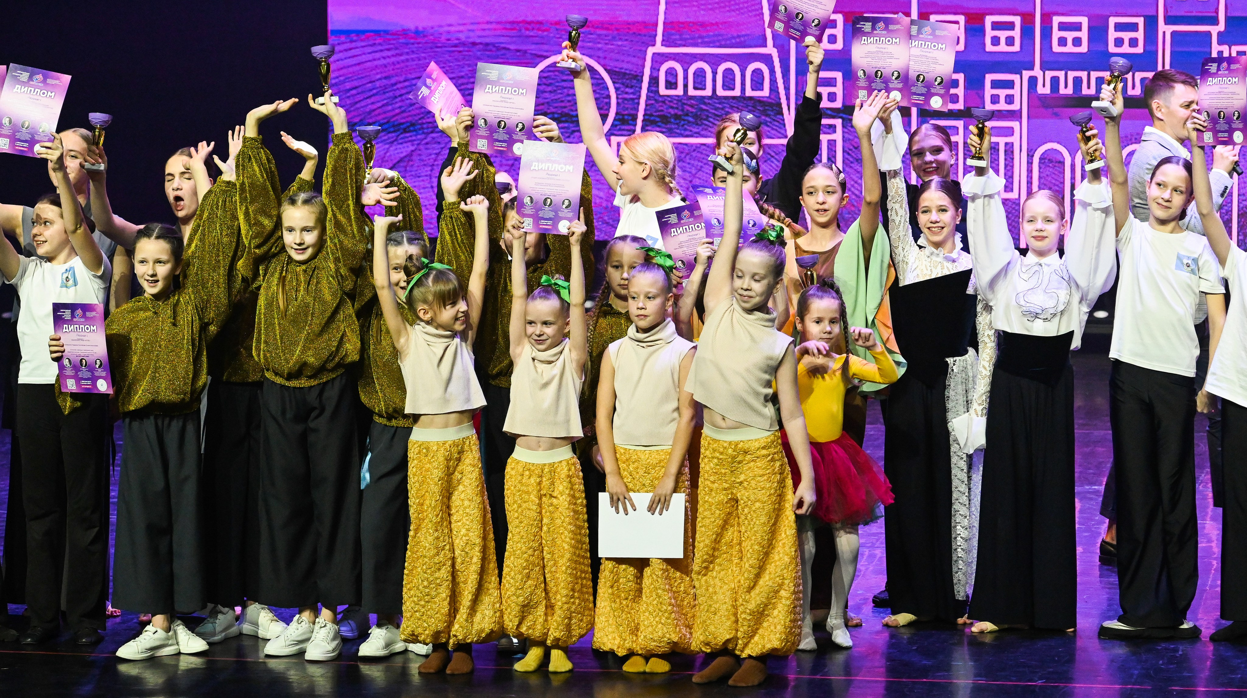 09.11.2024 Фестиваль хореографического искусства «АРТ-КОМПАС. БАЛТИКА» г. Светлогорск. Медиастудия Фото Концепт