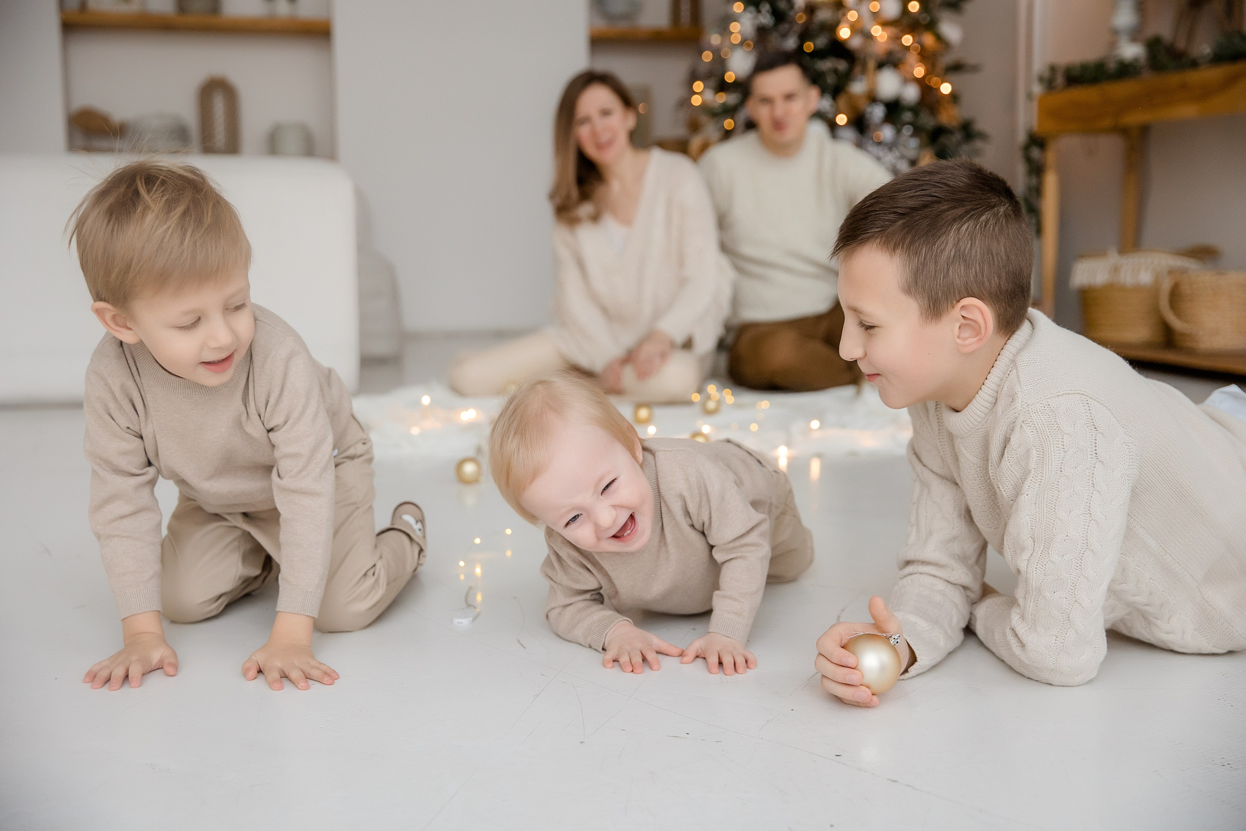 Нескучная новогодняя фотосессия — приношу весь инвентарь с собой. Семейный и детский фотограф в Москве Вера Ускова