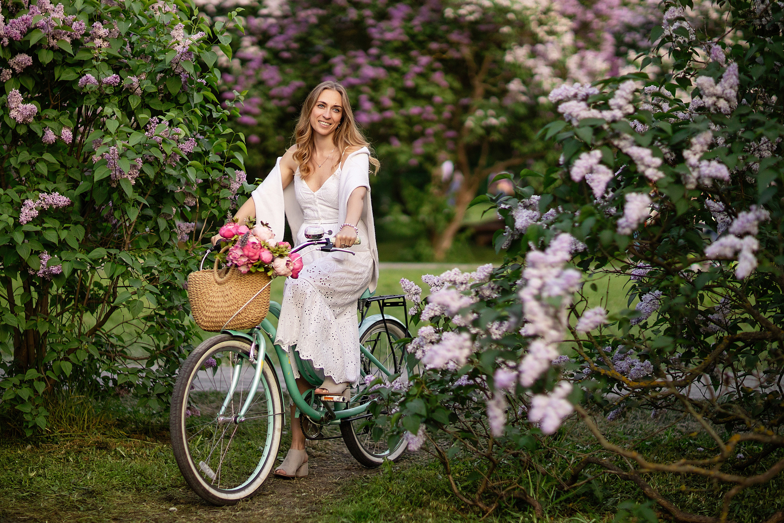 Семейная съемка в Сиреневом саду. Фотограф Екатерина Кудрик. Москва