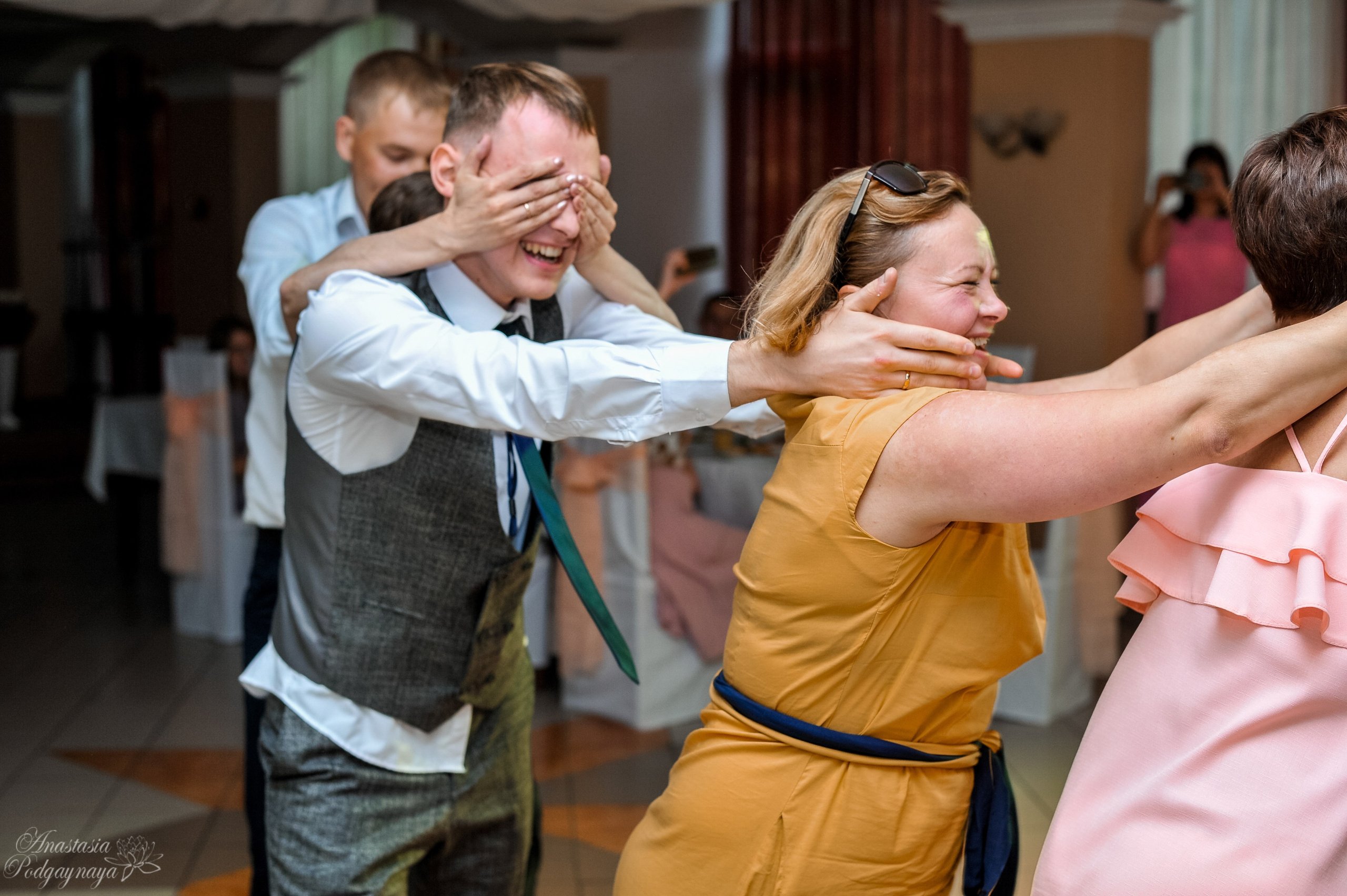 Мероприятия, свадебный репортаж. Семейный и женский фотограф, контент фотосессия в Екатеринбурге