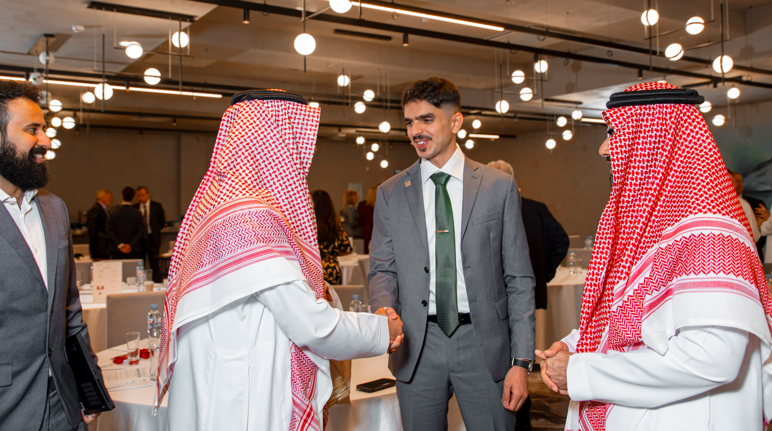 ПМЭФ 2025 делегация из Саудовской Аравии. Фотограф на праздник, корпоратив, День Рождения и Юбилей в г. Санкт-Петербурге Алексей Анкушев