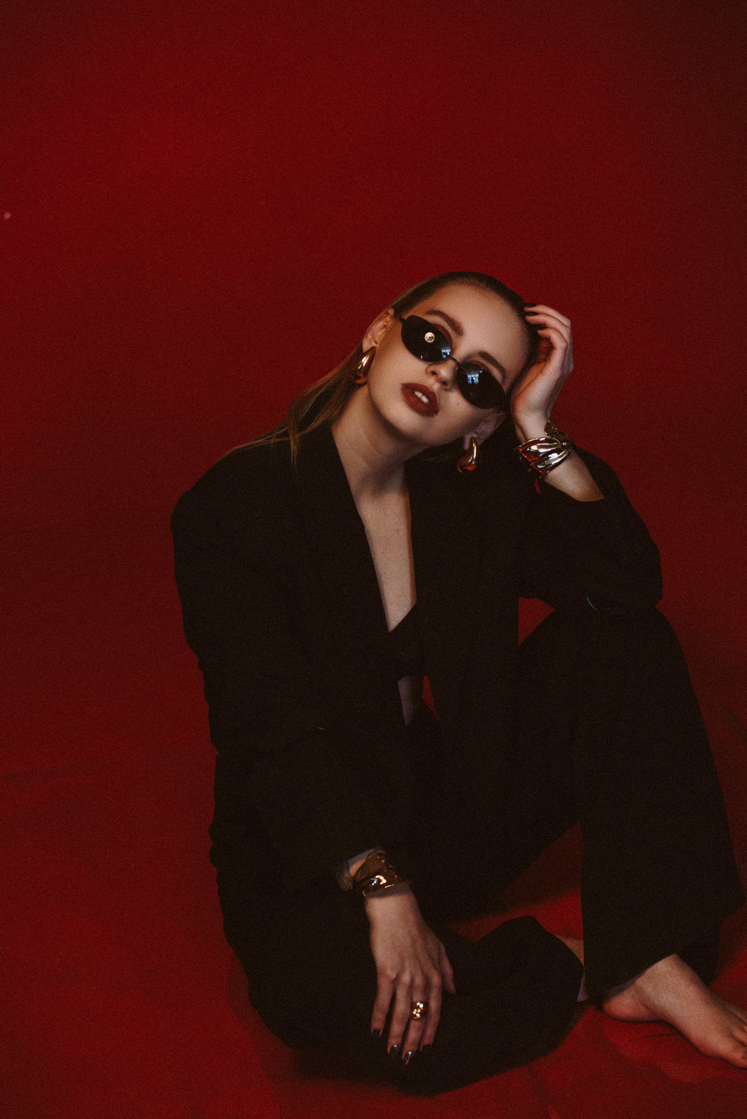 Арина на красном. Семейный фотограф в Вышнем Волочке — Ульяна Иванова | Фотосессии для всей семьи