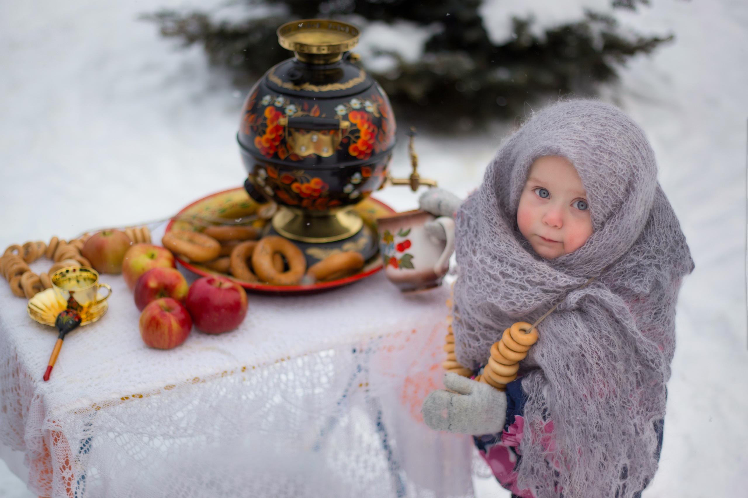 С самоваром_зима 2021. Семейный фотограф в Санкт-Петербурге