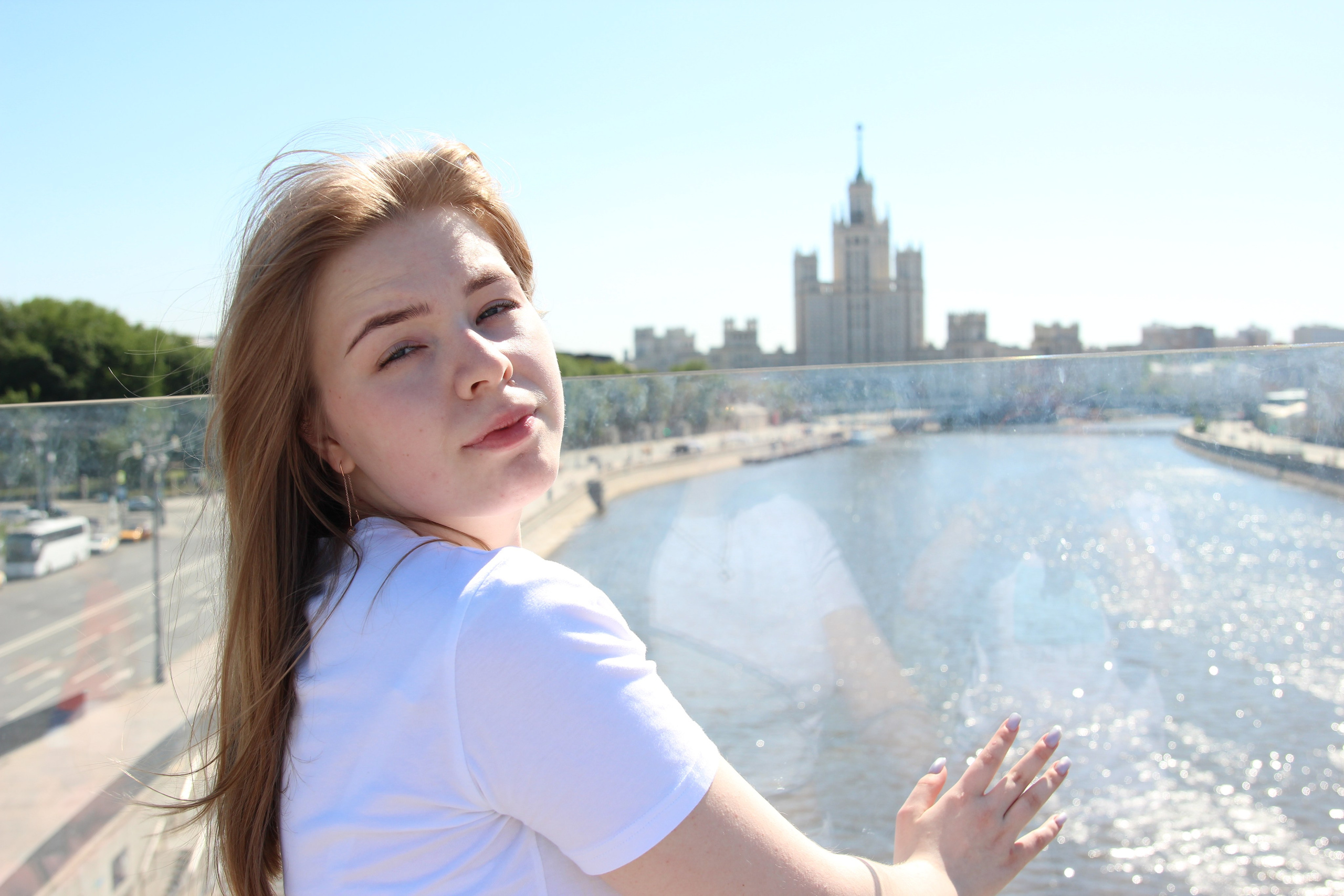 София, фотосессия в Зарядье на память о Москве. Ваш личный фотограф в Москве Мила