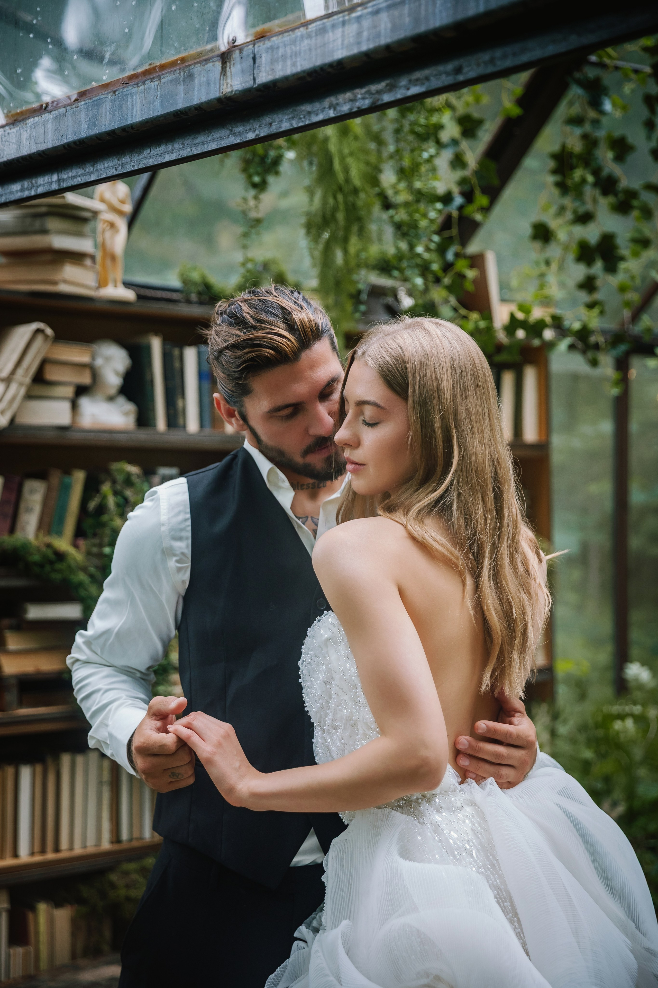 Свадьба в оранжерее ProjectX. Фотограф и видеограф Москва. Свадебный фотограф, видеограф. Выпускные альбомы. Оживающие альбомы