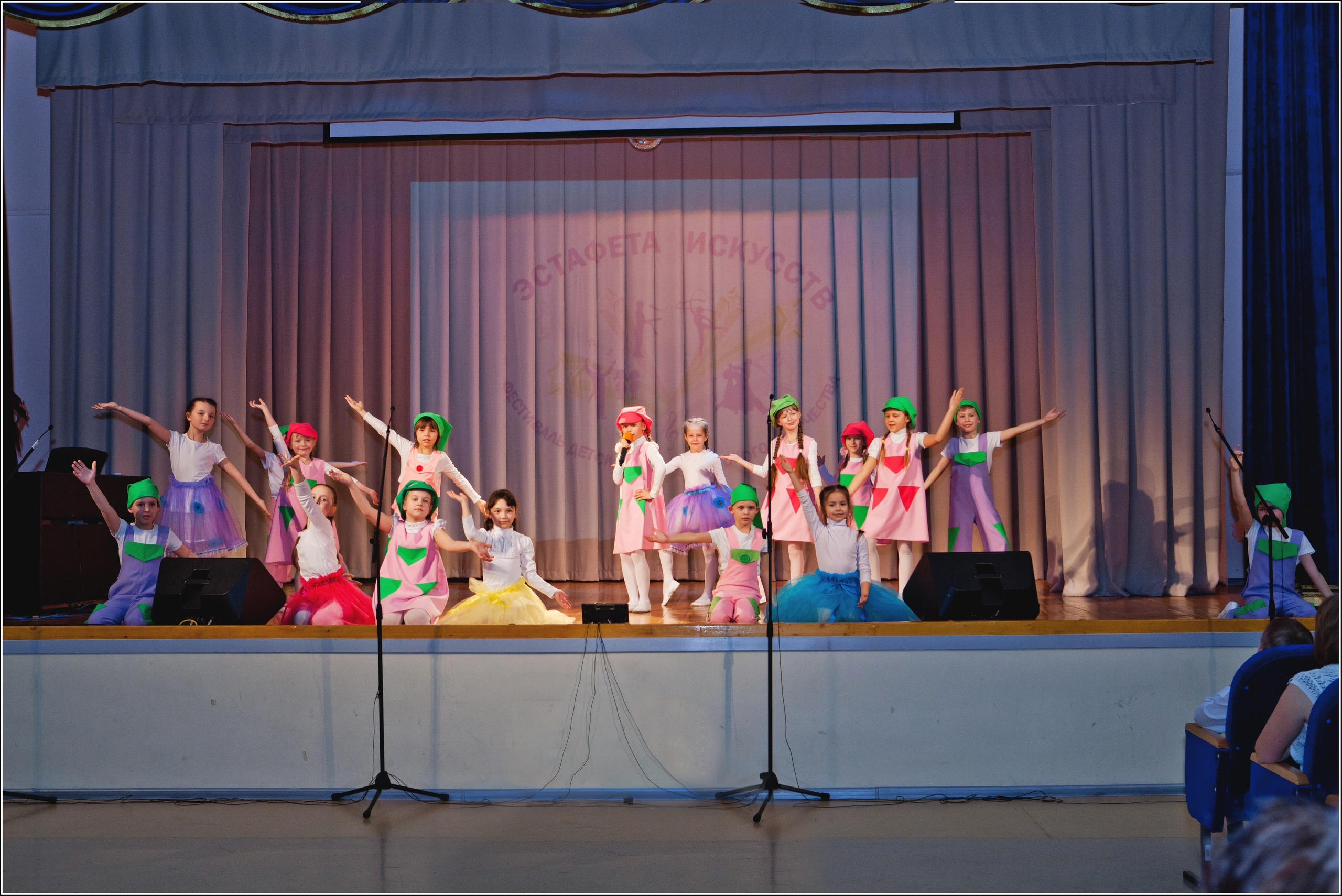 Эстрадный ансамблю Дежавю Эстафета Искусств. Фото и видео Москва, Московский. Свадебный фотограф, видеограф, фотосессии, видеосъемка