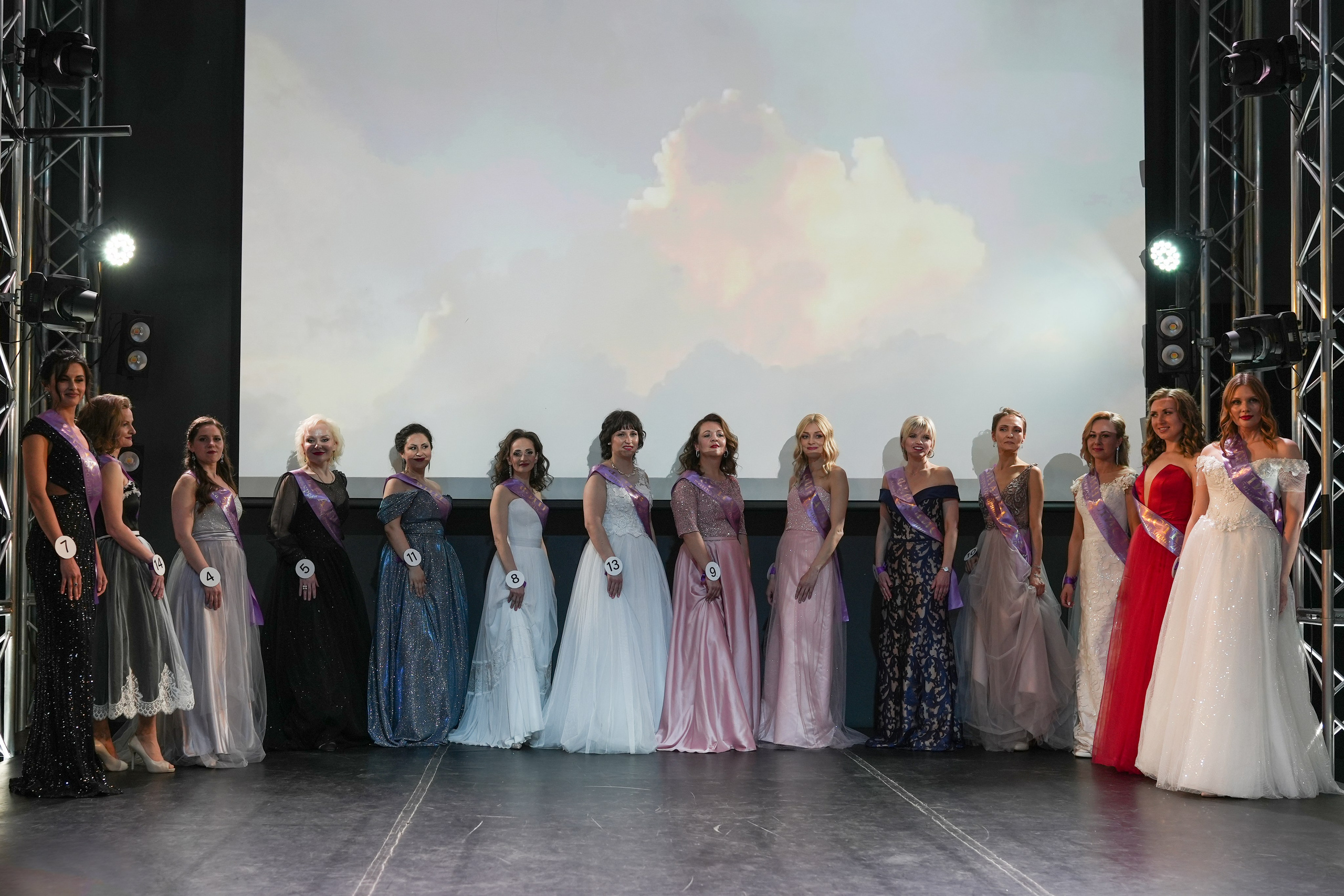 Конкурс Красоты и Материнства " Особенная Мама 2023». Детский и семейный фотограф в Сертолово Регина Хабибуллина