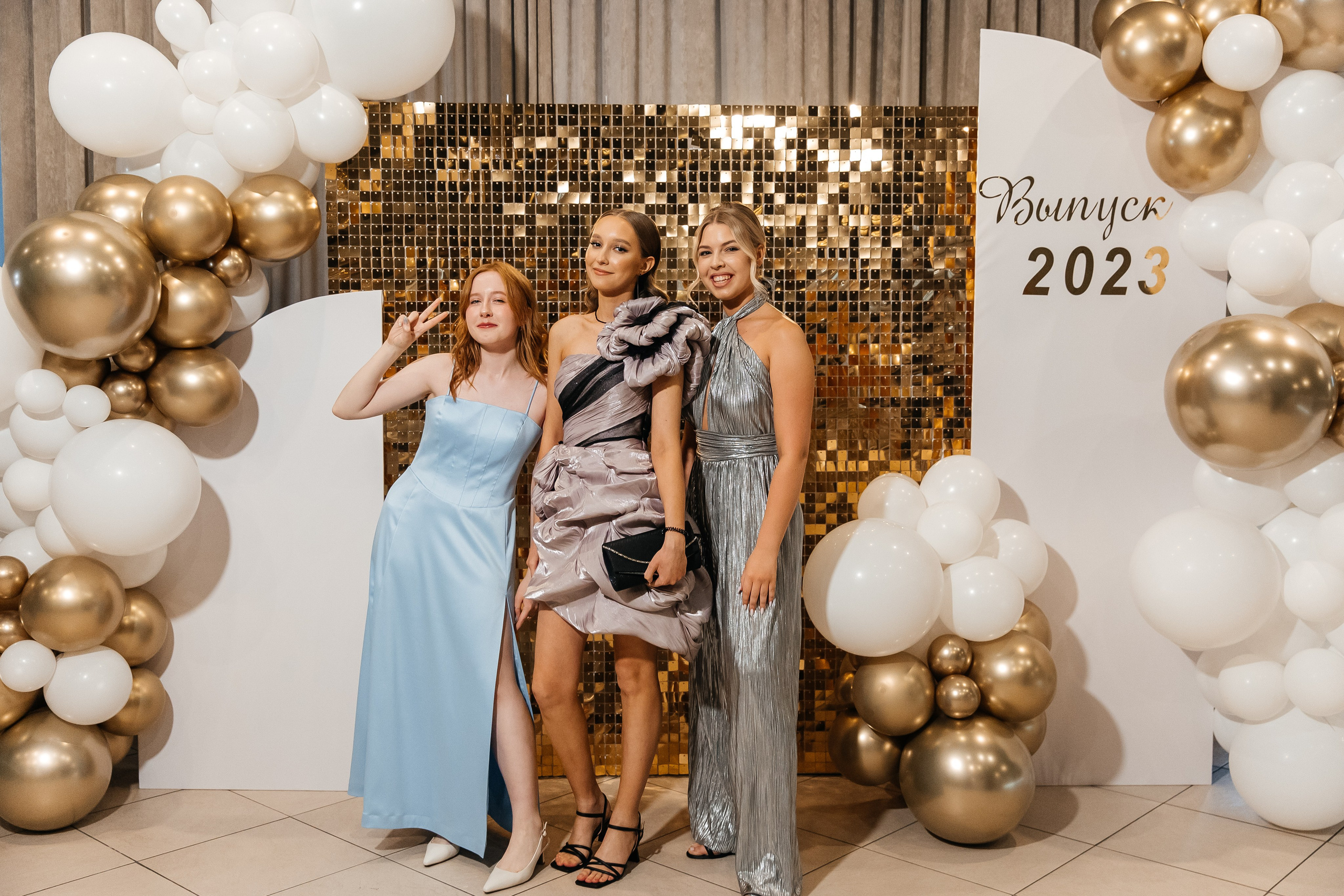 2023-06-23 Выпускной МБОУ СОШ № 10. Фотограф в Красноярске