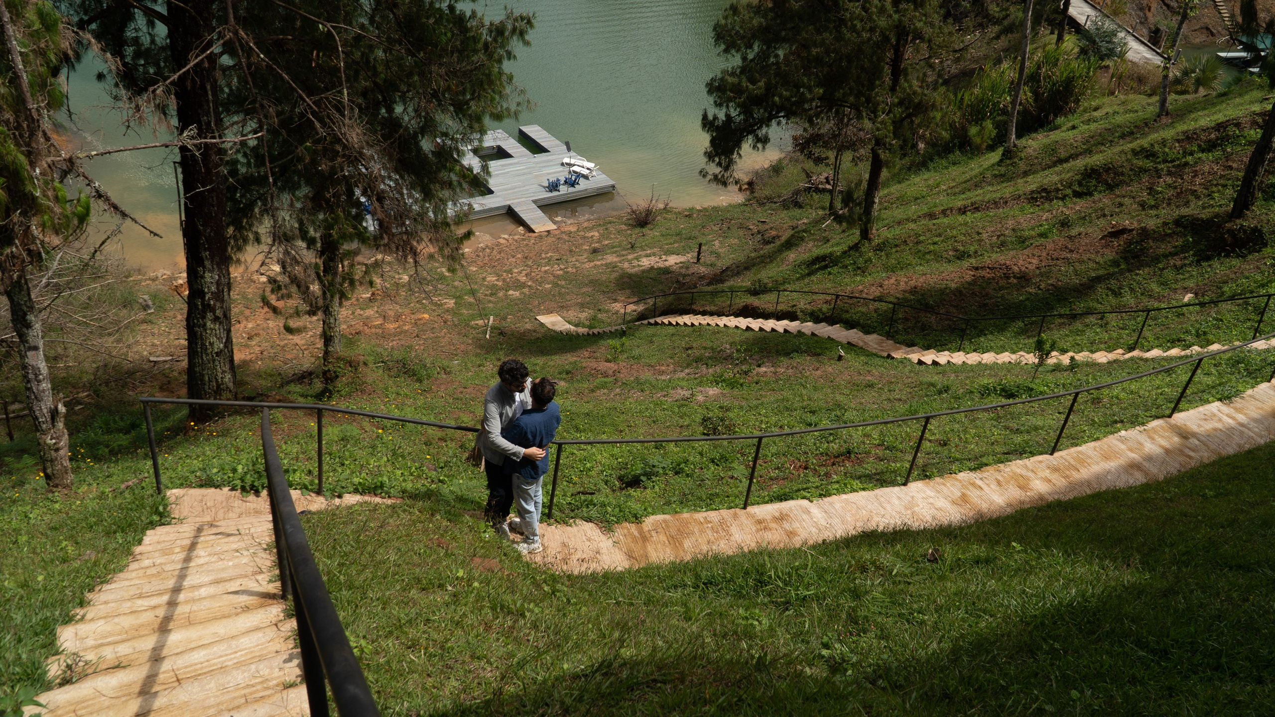 Guatape full. Wedding Photographer in Barcelona and Medellin