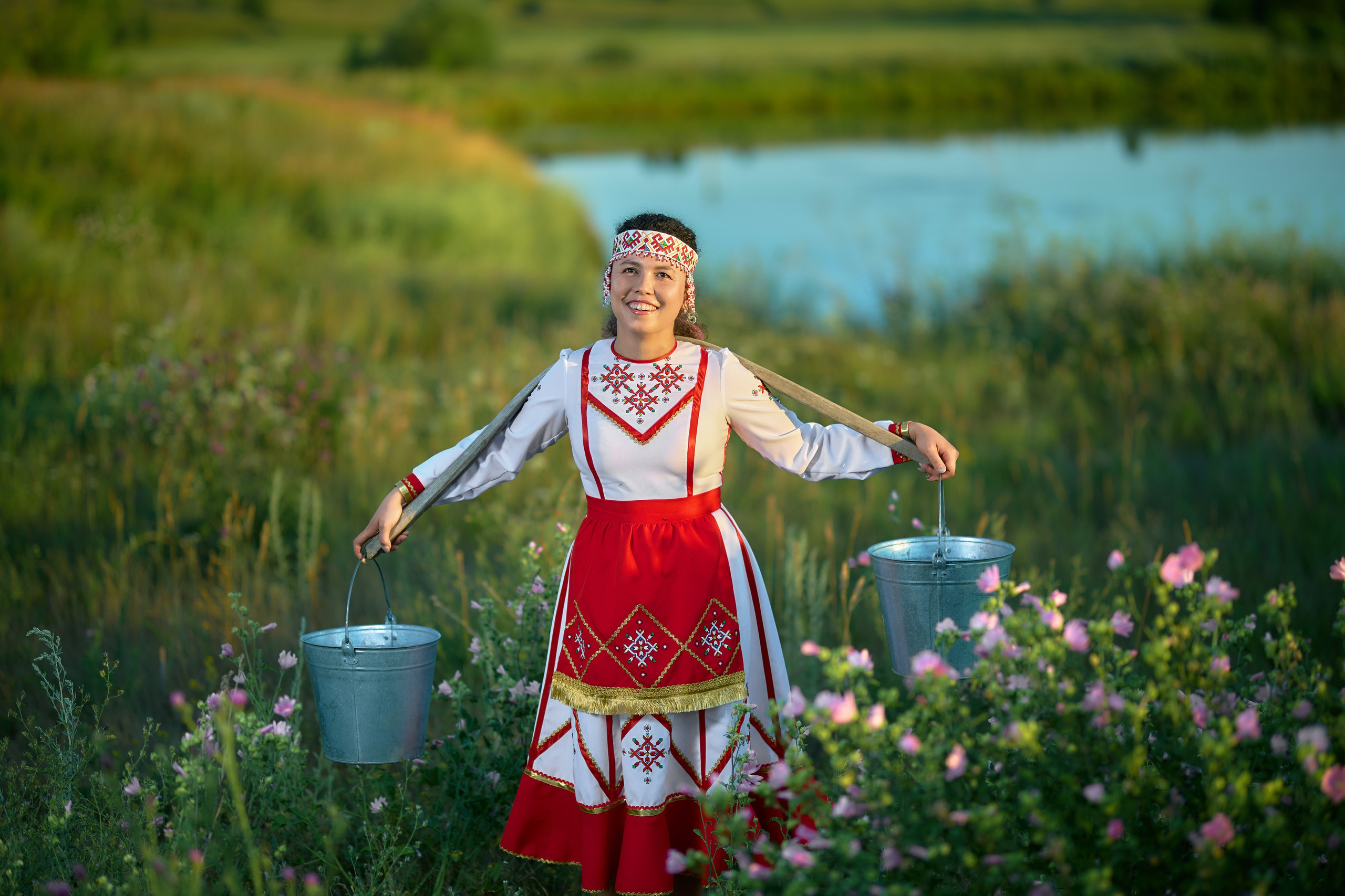Семейная тематическая фотосессия в народных чувашских костюмах. Чувашия, Чебоксары. Владимир Суздалов (ProMaXe) — Портретный фотограф, тематические фотосессии в Чебоксарах