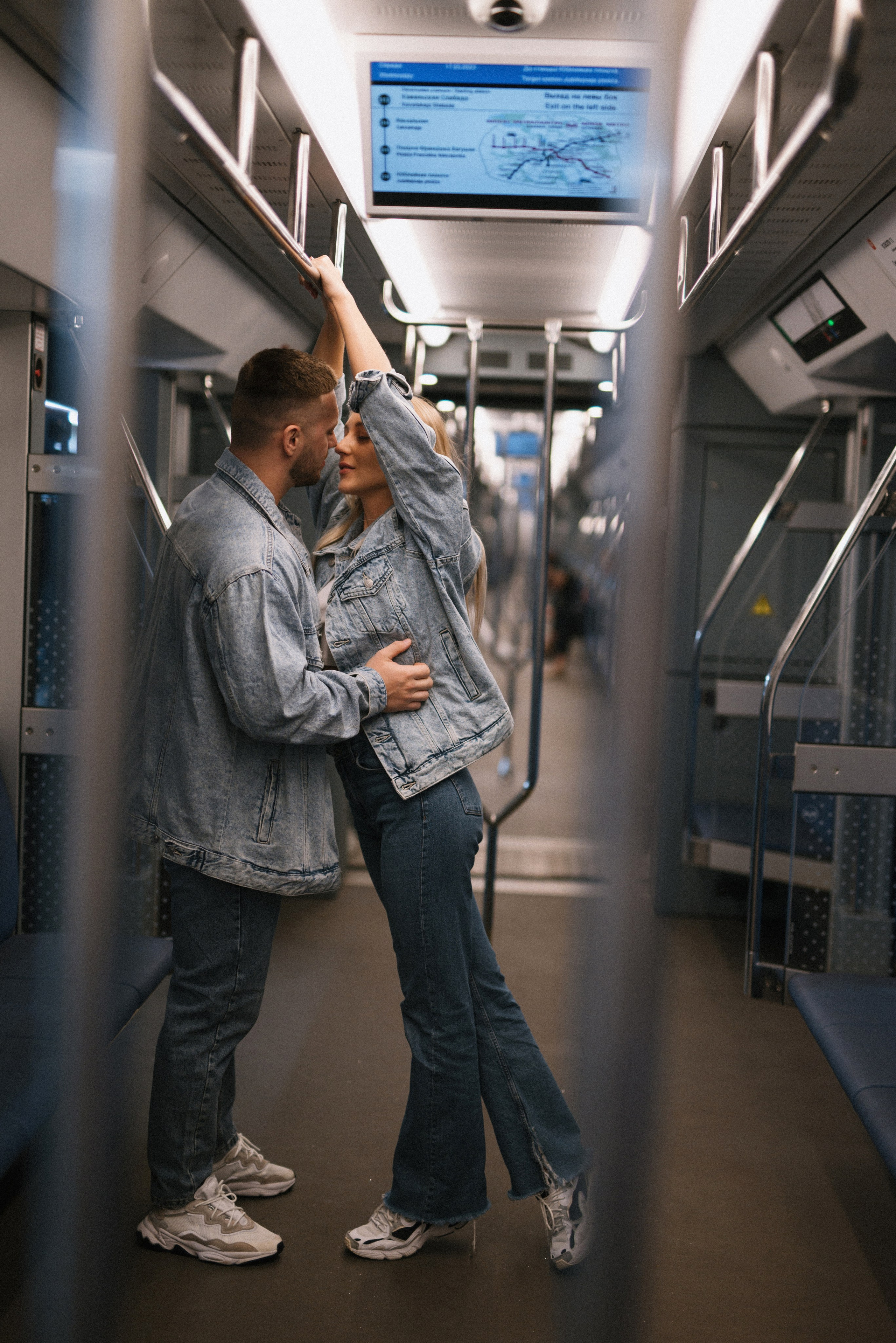 Пройдусь мурашками прямо по нам…. Свадебный фотограф в Минске и Санкт-Петербурге Вероника Аксенова