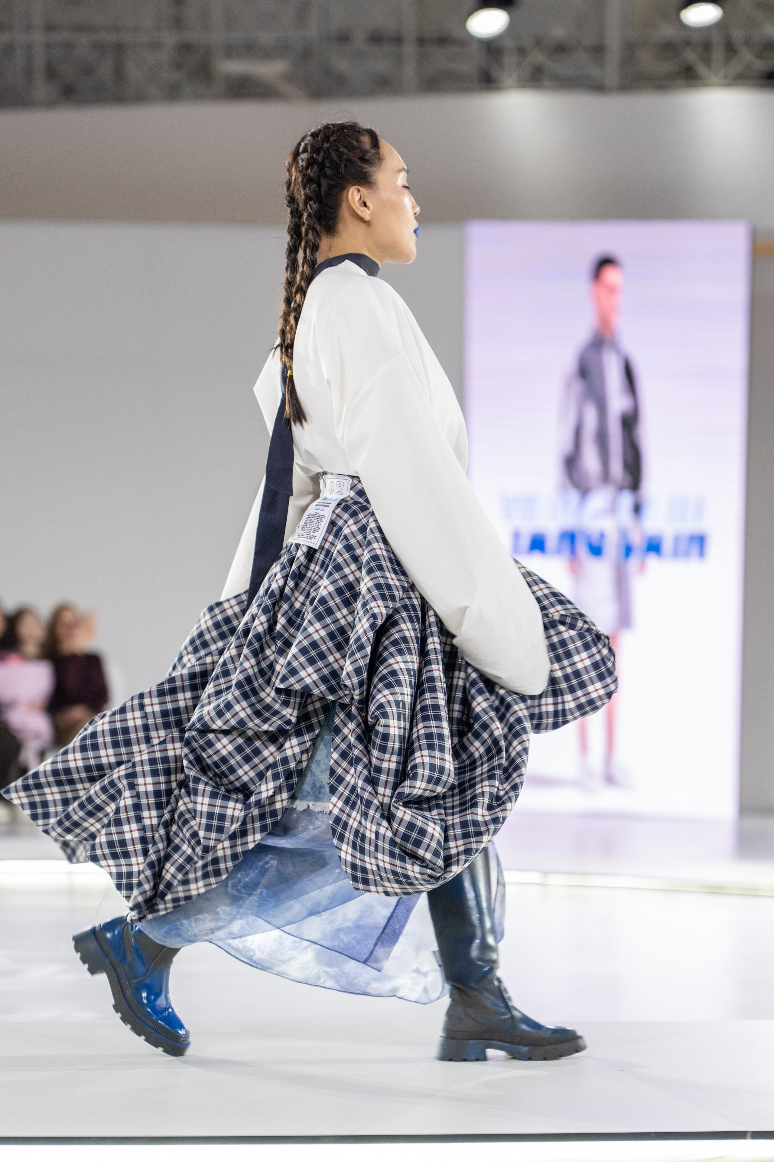 Брэнд Yang Lain. Сайт Алматинского НЮ АРТ, будуар и фэшн фотографа Дениса Карпенко