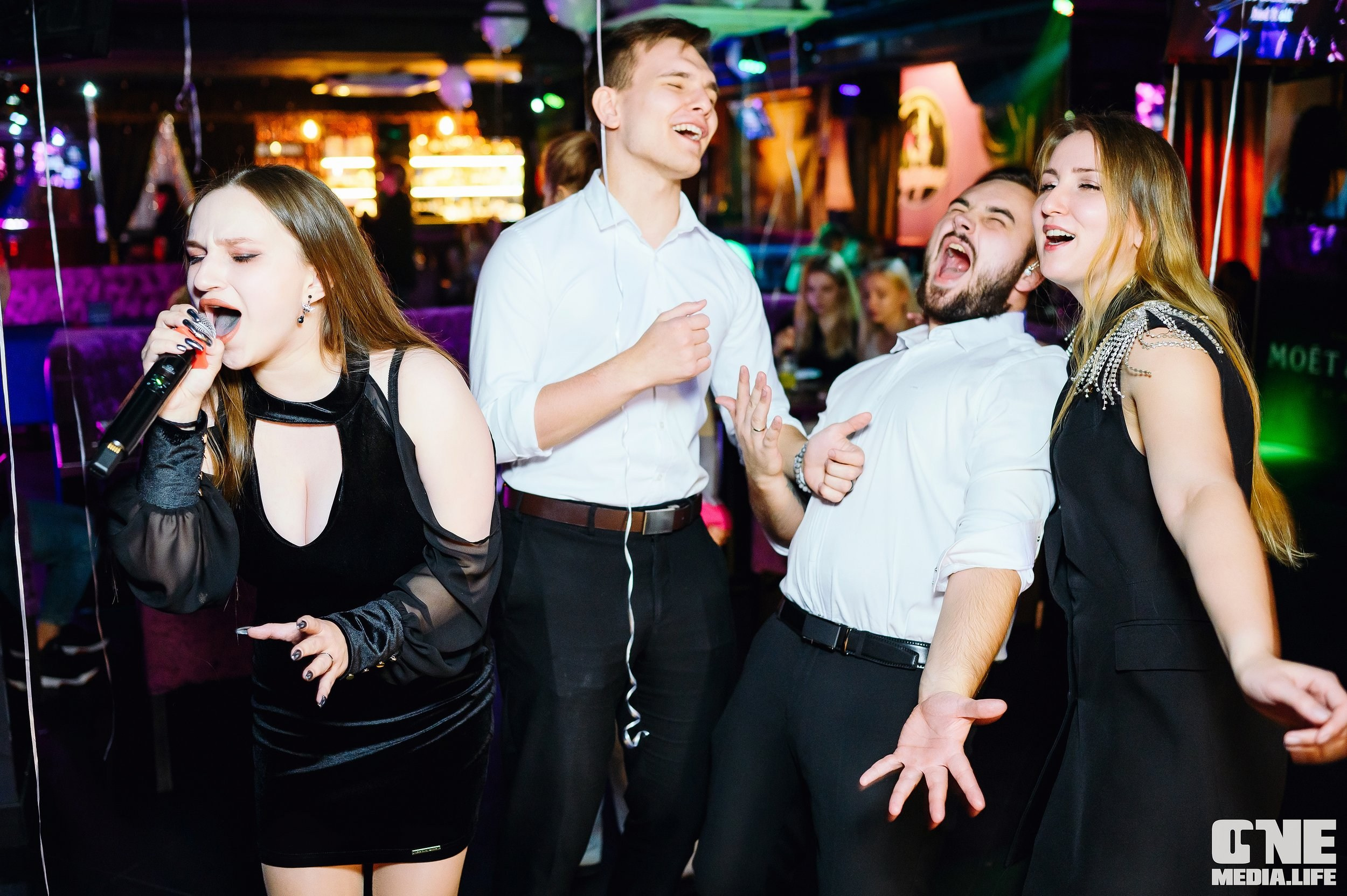 Фоторепортаж из караоке-клуба Эйфория. One Media Life: фоторепортажи, фотоотчеты с мероприятий и заведений