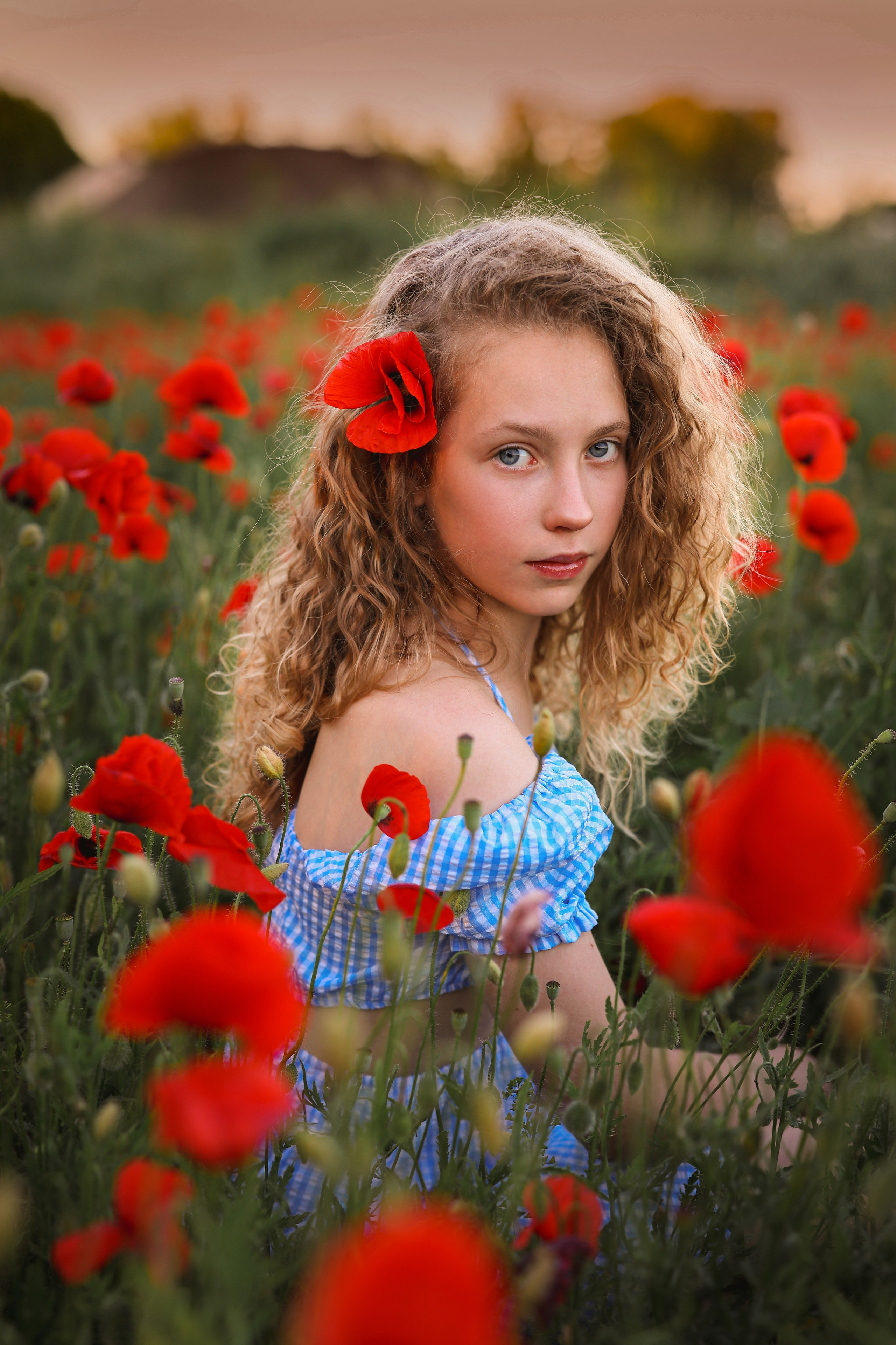 Детская фотосессия в маках. Свадебный и семейный фотограф в Абхазии Жанна Соснина