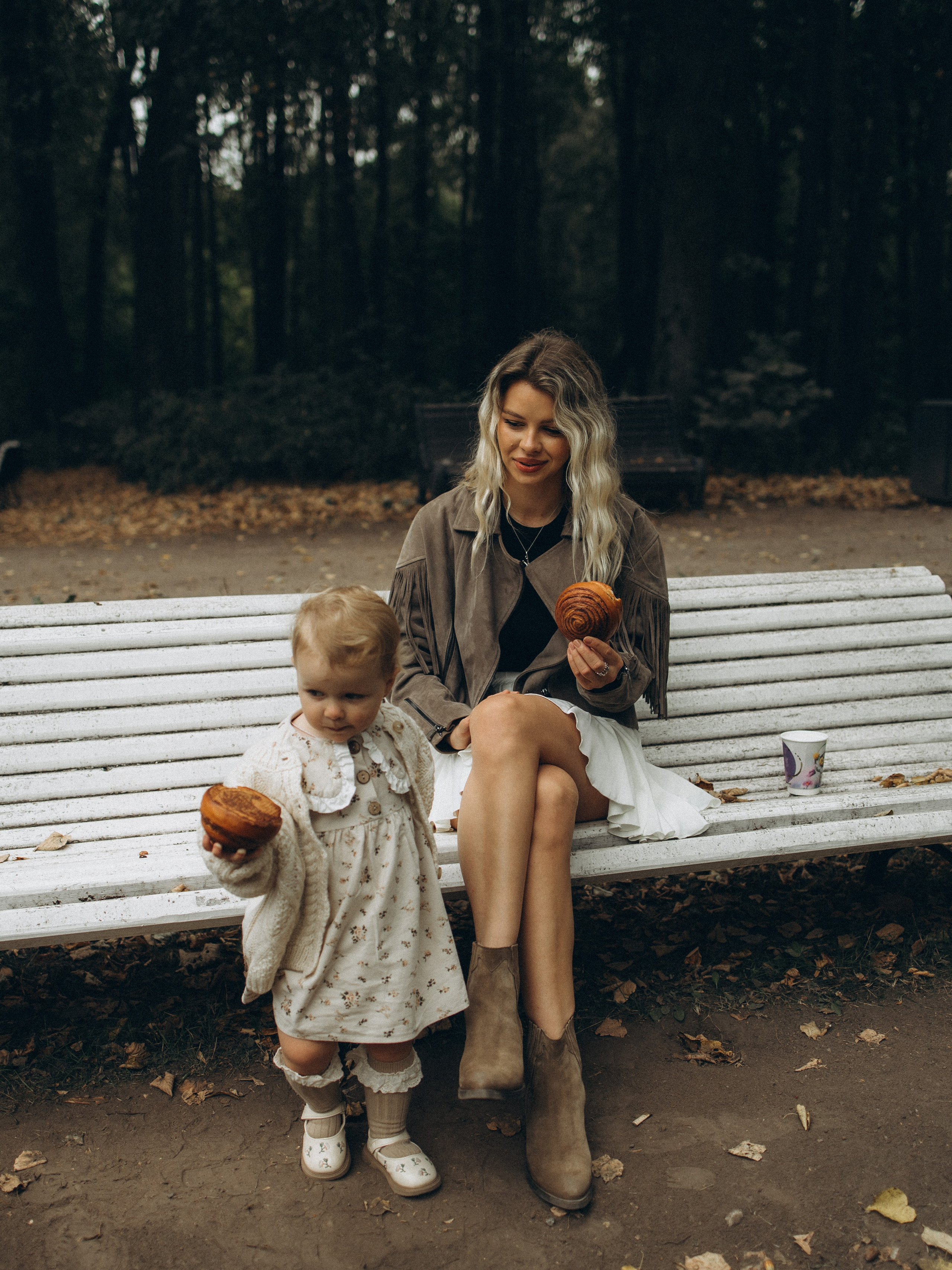 Осенняя история. Вика и Стеша. Фотограф Дарья Соколовская