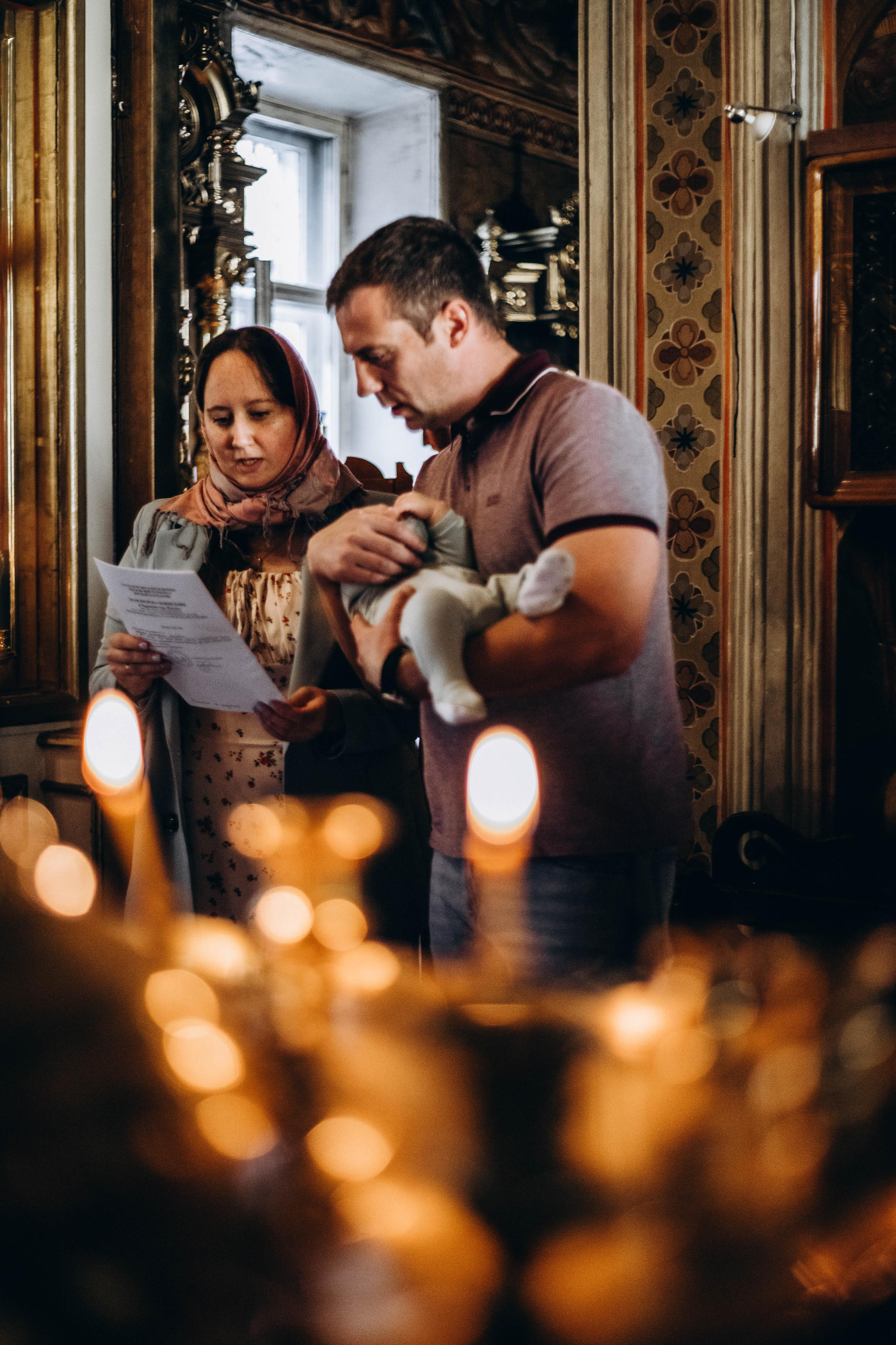 Таинство крещение семейный фотограф в Ногинске. Фотограф Ногинск | Черноголовка Ева Быковских