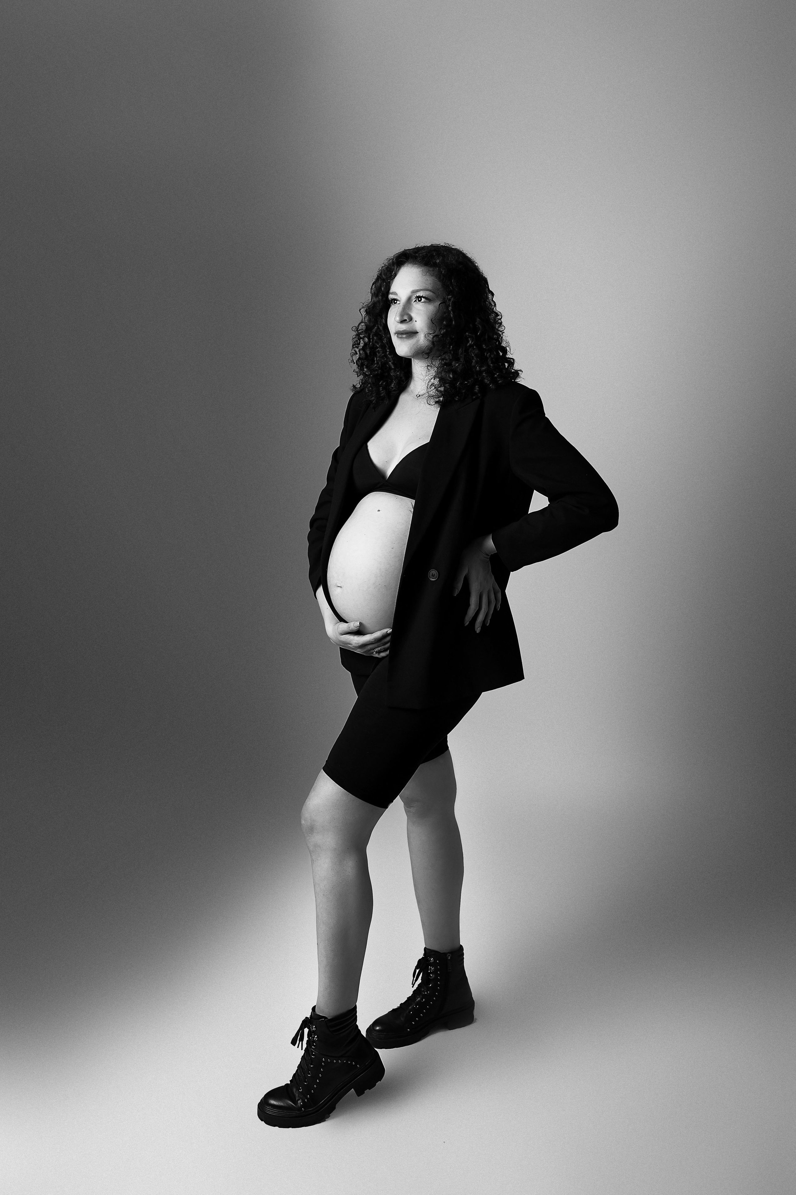 Беременность в студии. Фотограф новорожденных Серпухов, Протвино, Москва I Марина Бурмистрова