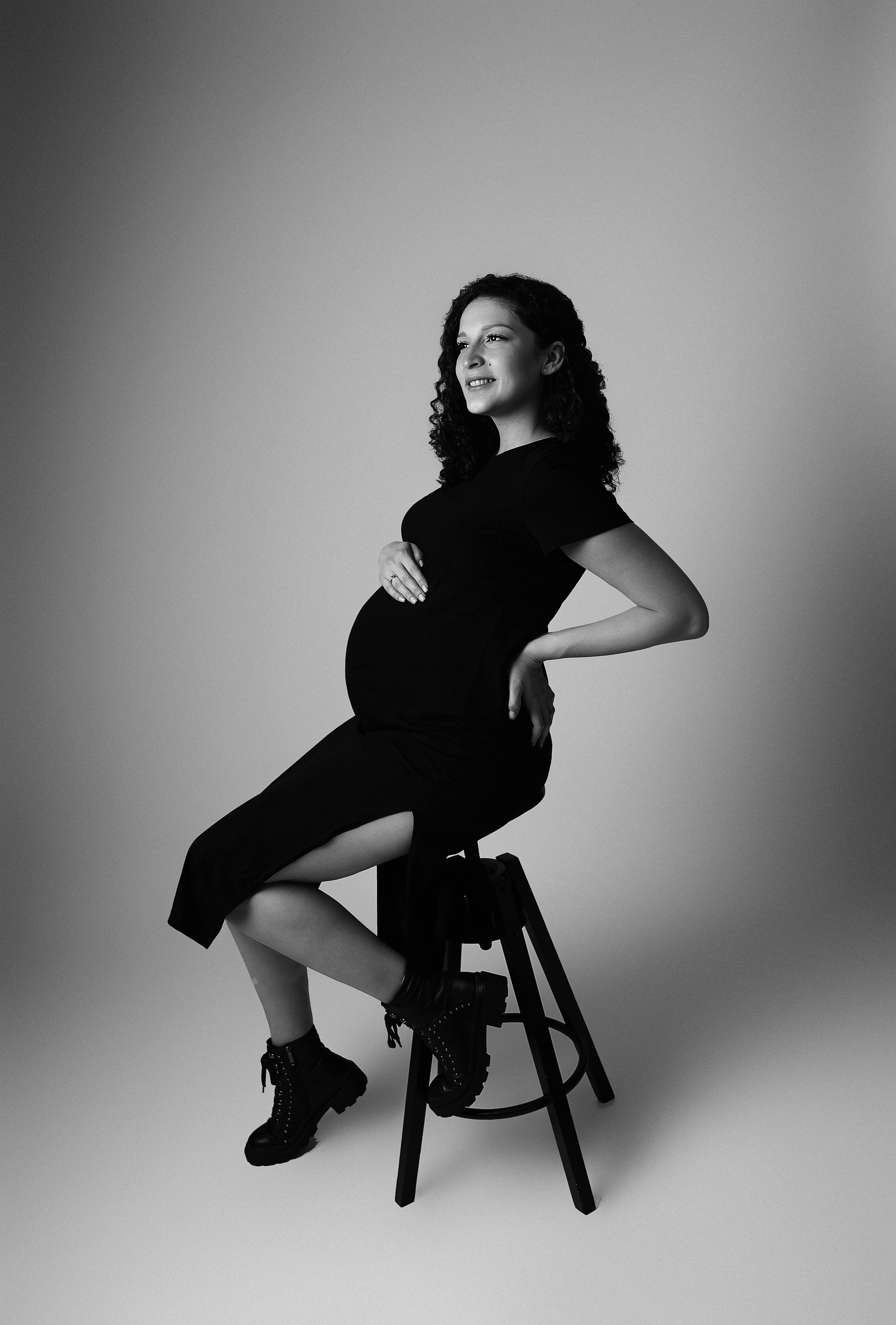 Беременность в студии. Фотограф новорожденных Серпухов, Протвино, Москва I Марина Бурмистрова