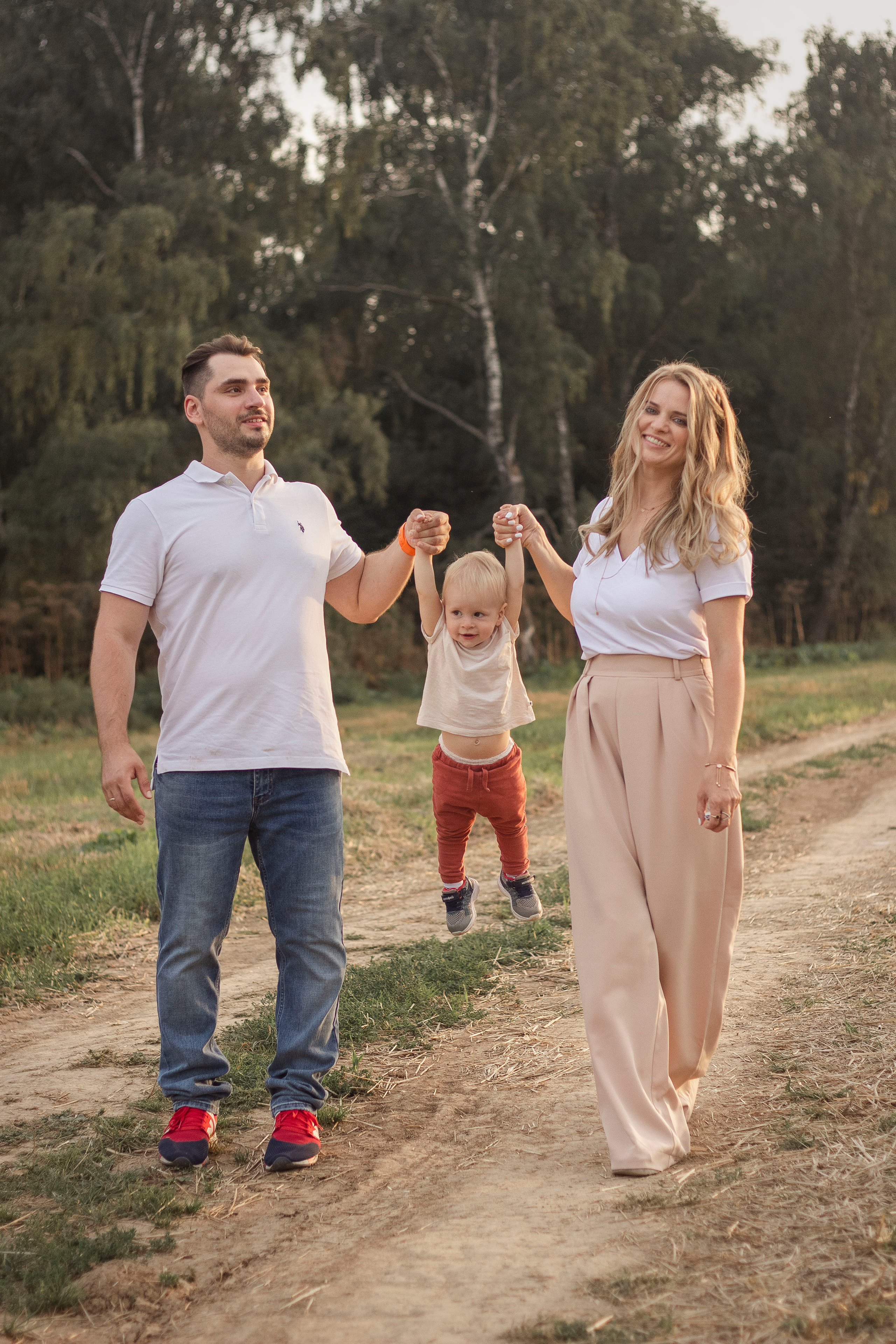 Семейная фотосессия на природе. Фотограф новорожденных Серпухов, Протвино, Москва I Марина Бурмистрова